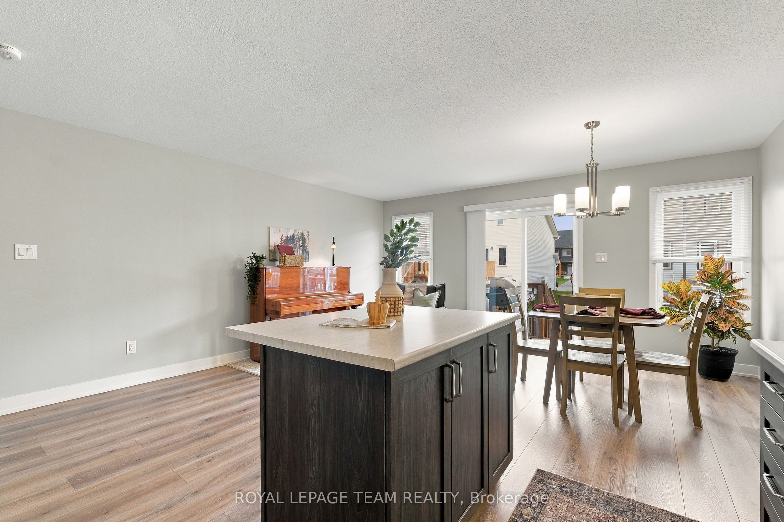 163 Ferrara Drive Property Photo 12