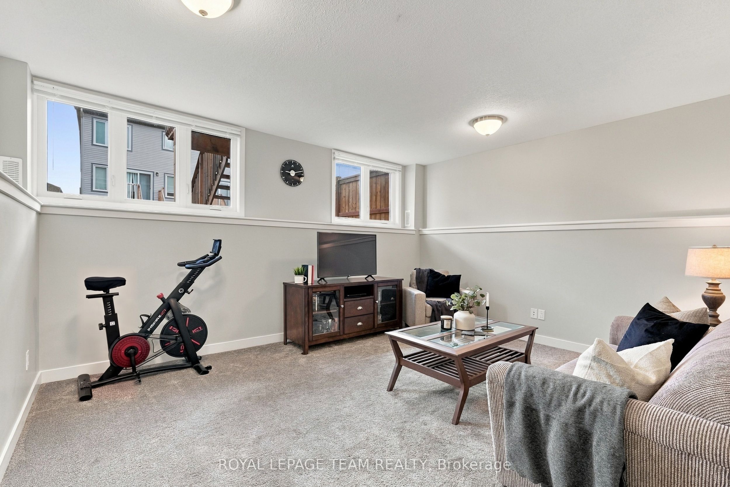 163 Ferrara Drive Property Photo 31