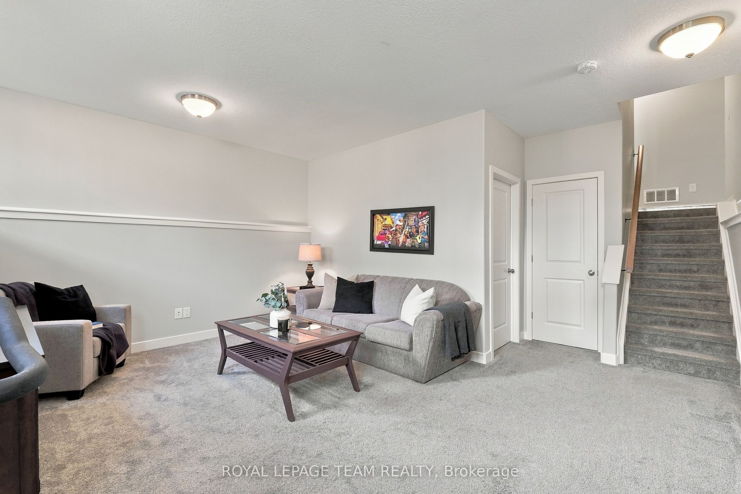 163 Ferrara Drive Property Photo 32