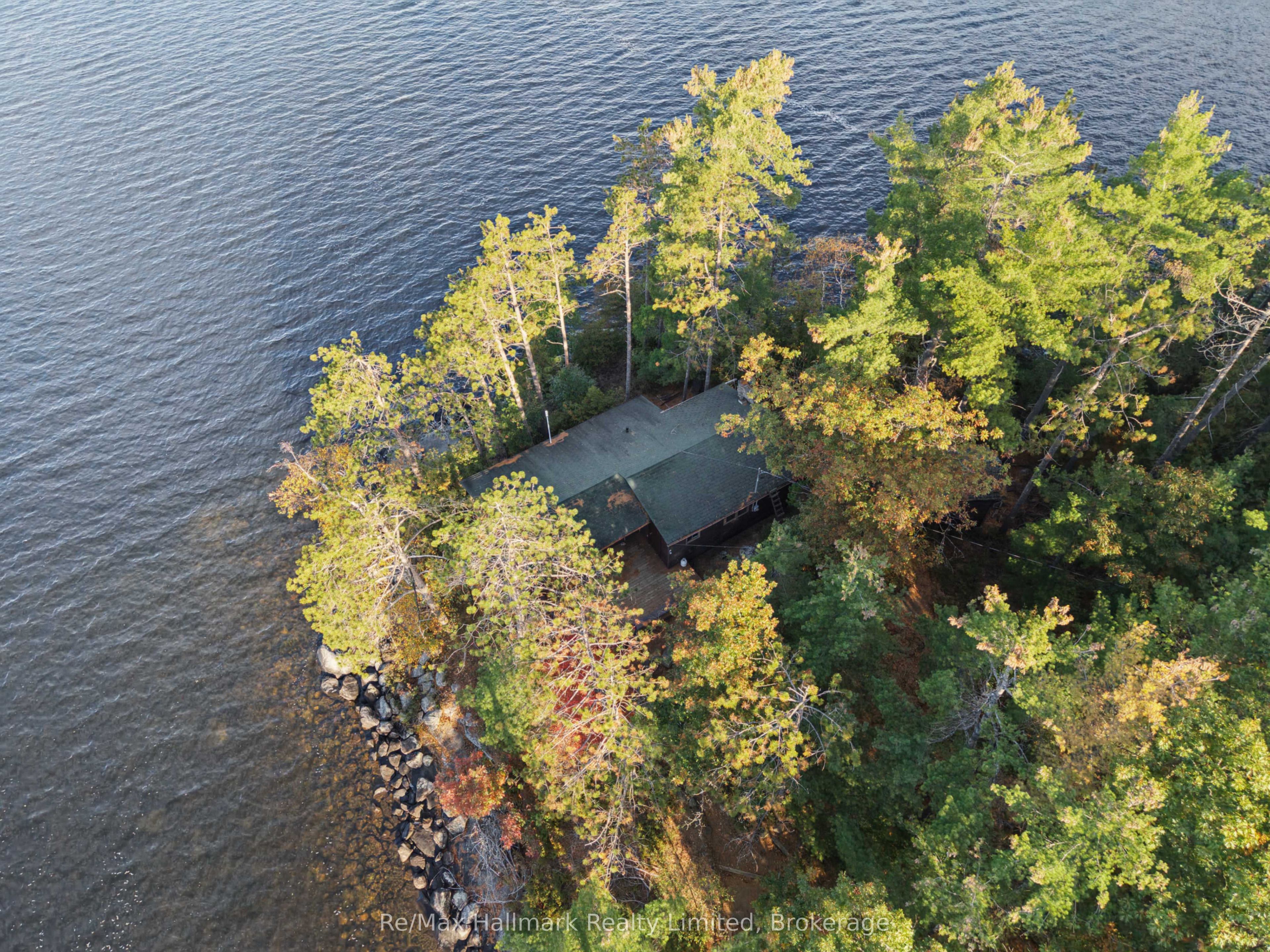 3 Island 20lm Island Property Photo 19