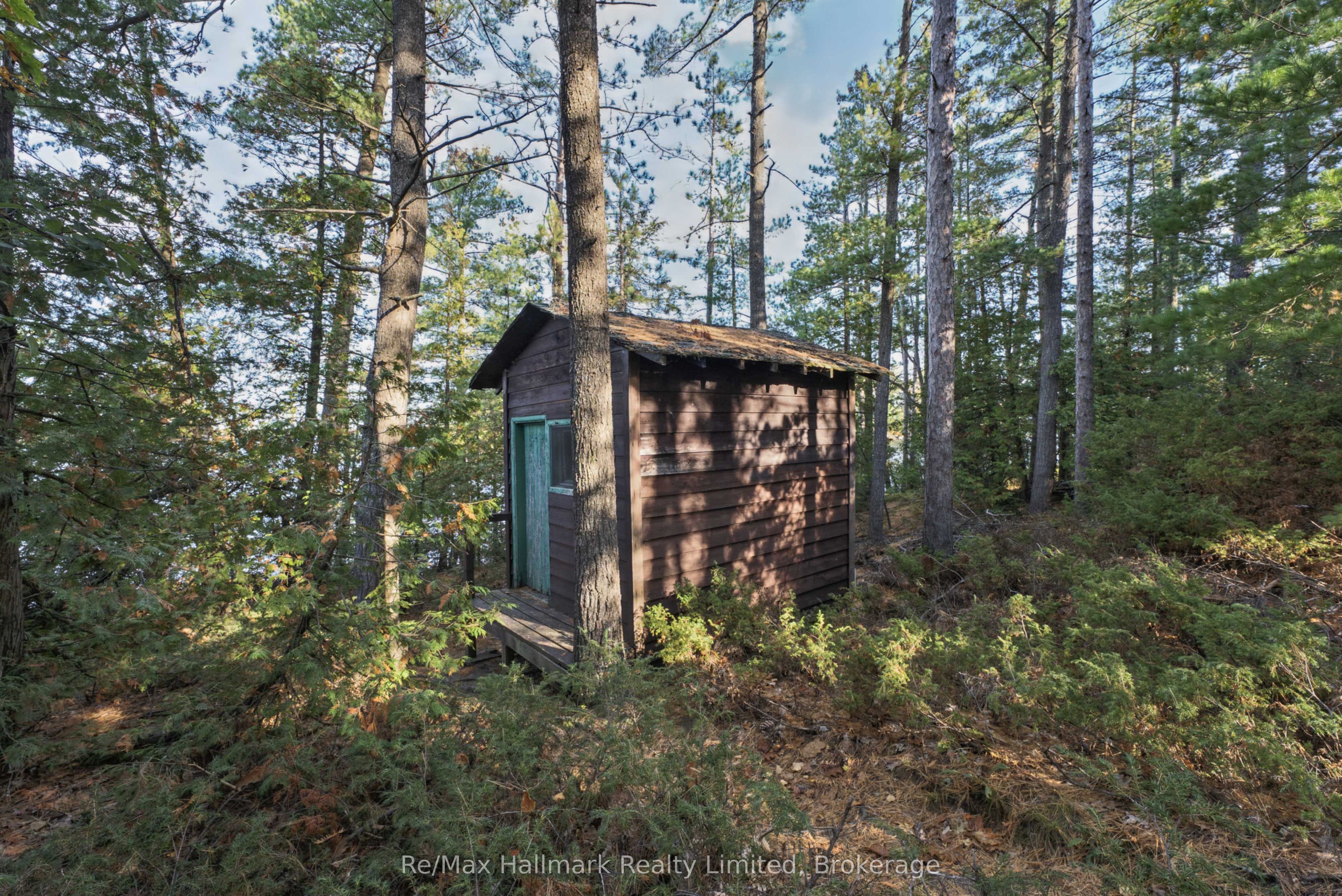 3 Island 20lm Island Property Photo 33