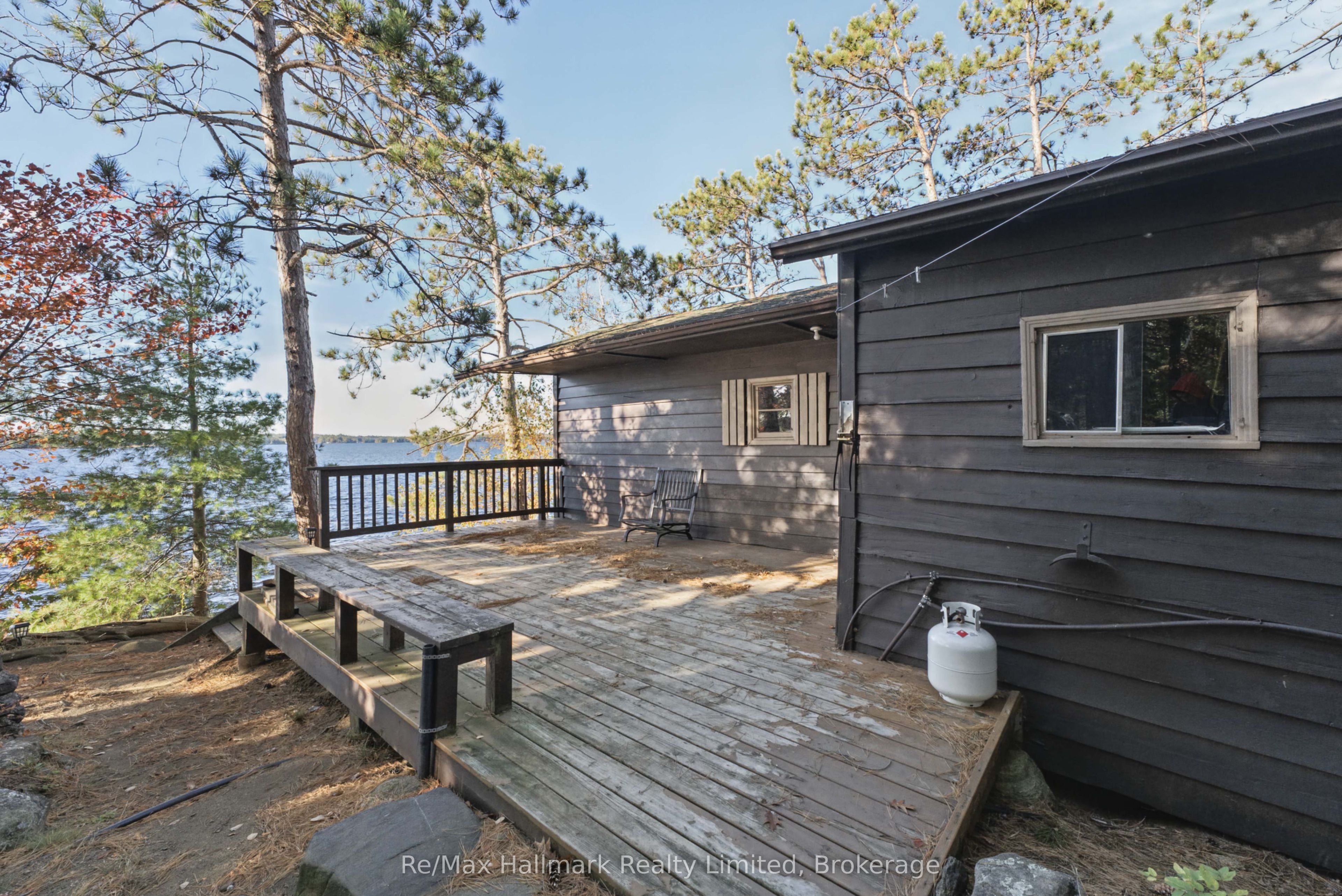 3 Island 20lm Island Property Photo 34