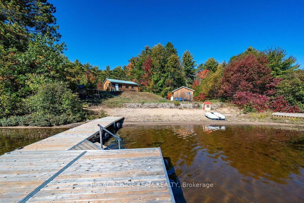 662 Long Lake Road Property Photo 2