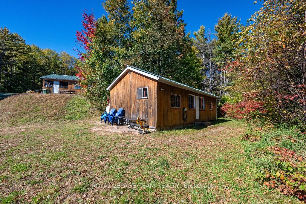 662 Long Lake Road Property Photo 9