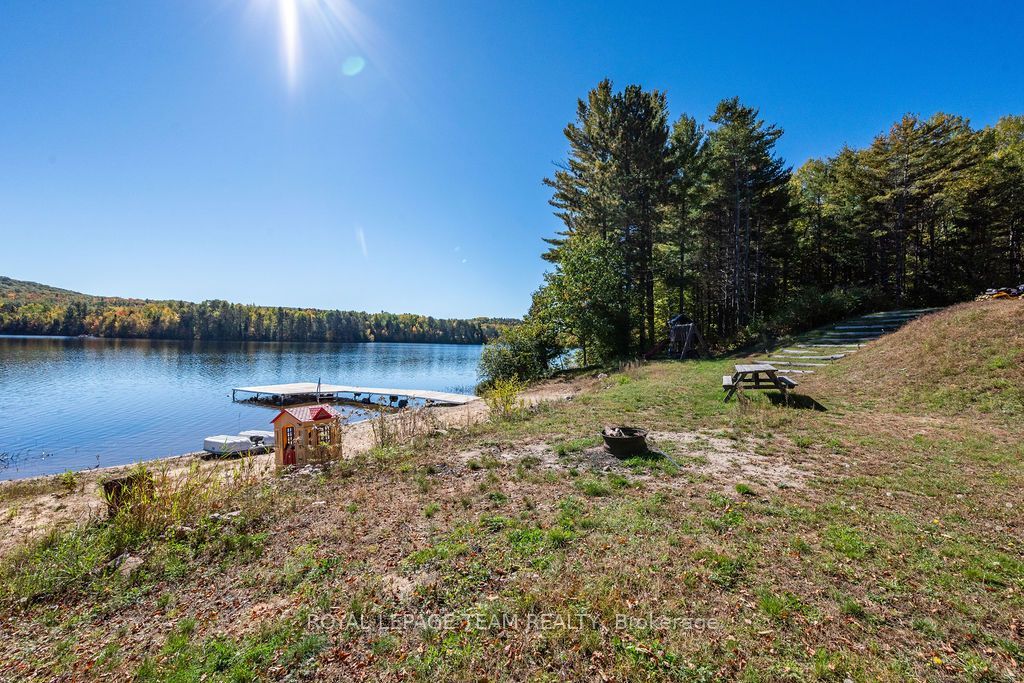 662 Long Lake Road Property Photo 10
