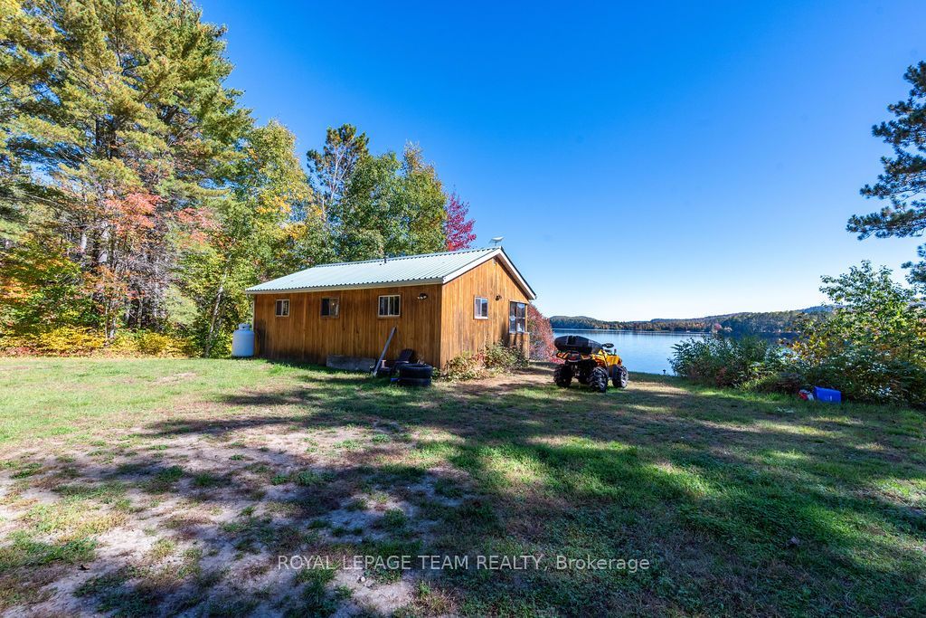 662 Long Lake Road Property Photo 13