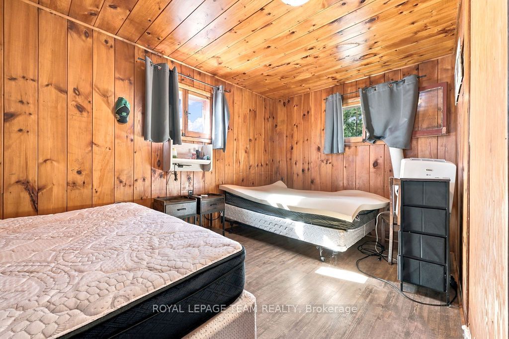 662 Long Lake Road Property Photo 18
