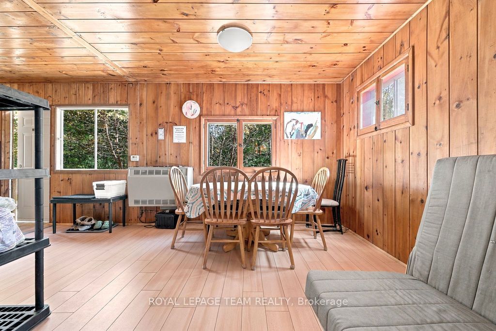 662 Long Lake Road Property Photo 31