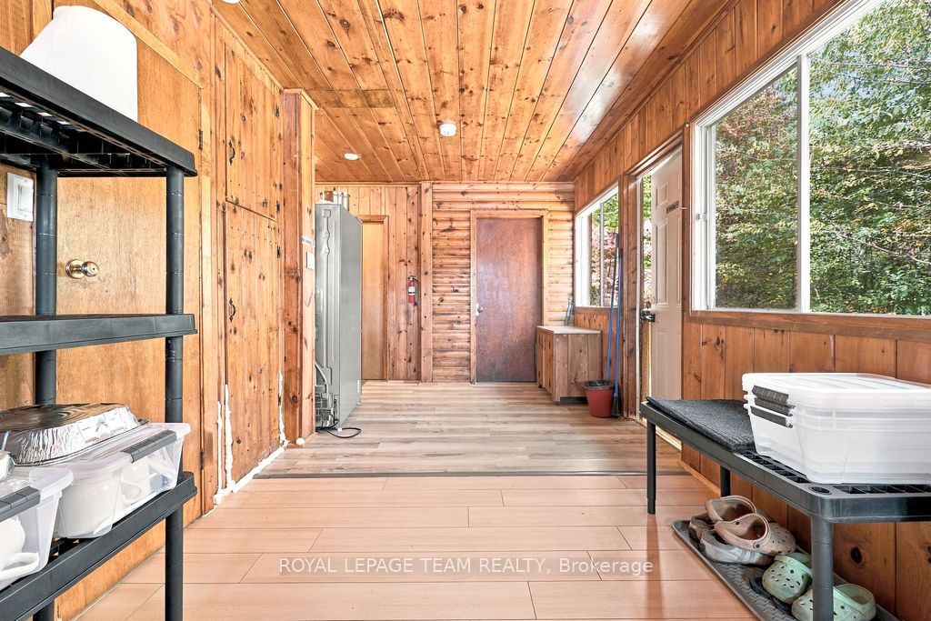 662 Long Lake Road Property Photo 33