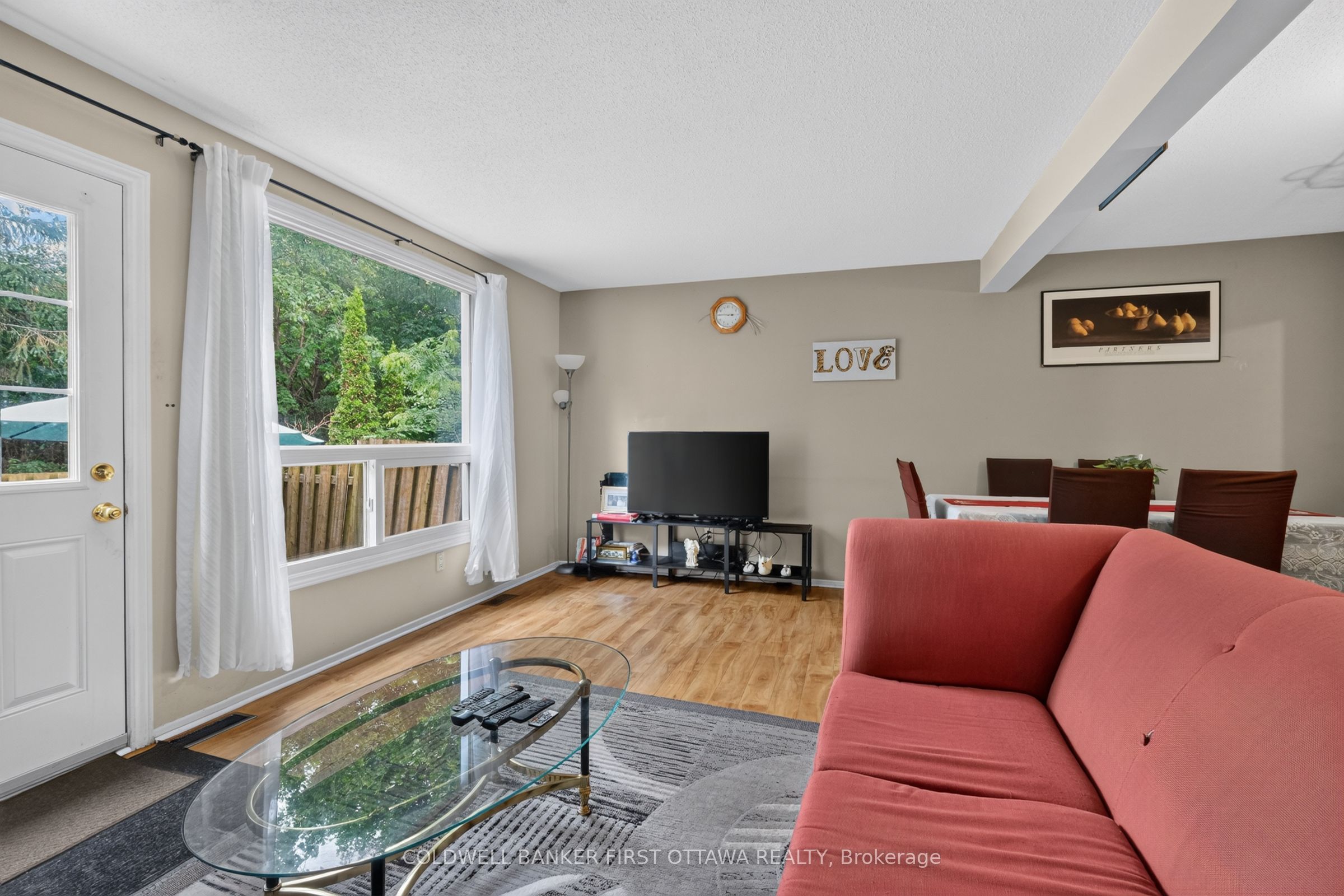 1444 Palmerston Drive 98 Property Photo 8