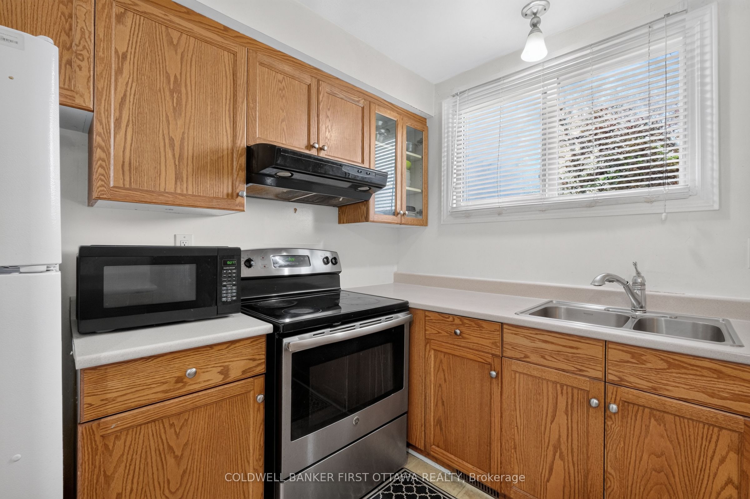 1444 Palmerston Drive 98 Property Photo 11