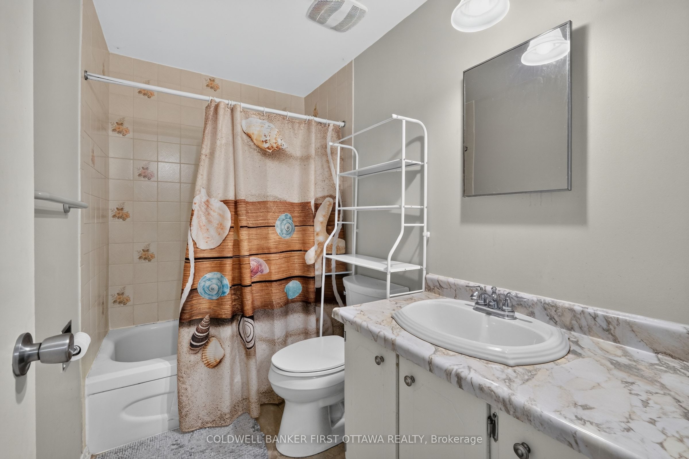 1444 Palmerston Drive 98 Property Photo 21