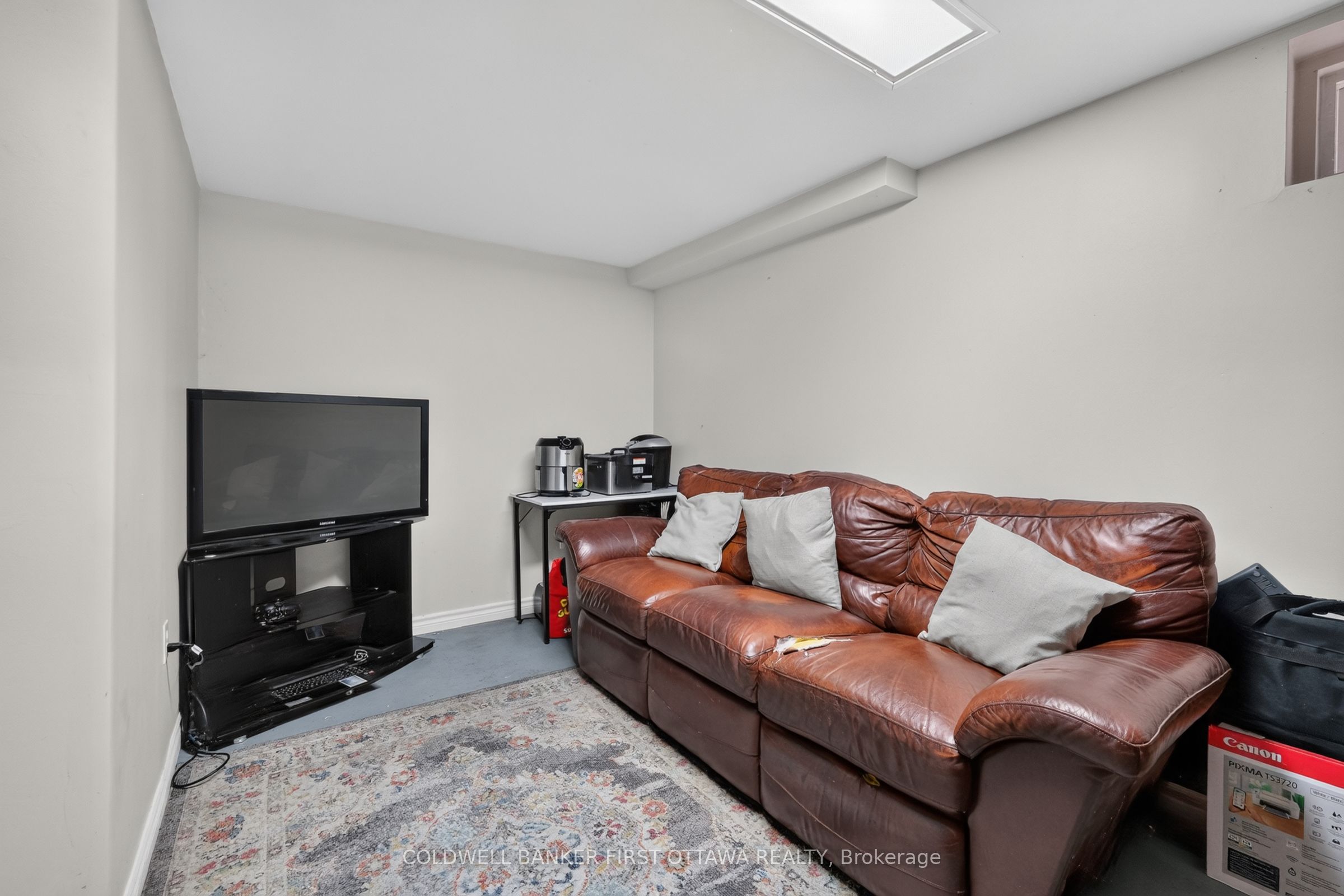 1444 Palmerston Drive 98 Property Photo 24
