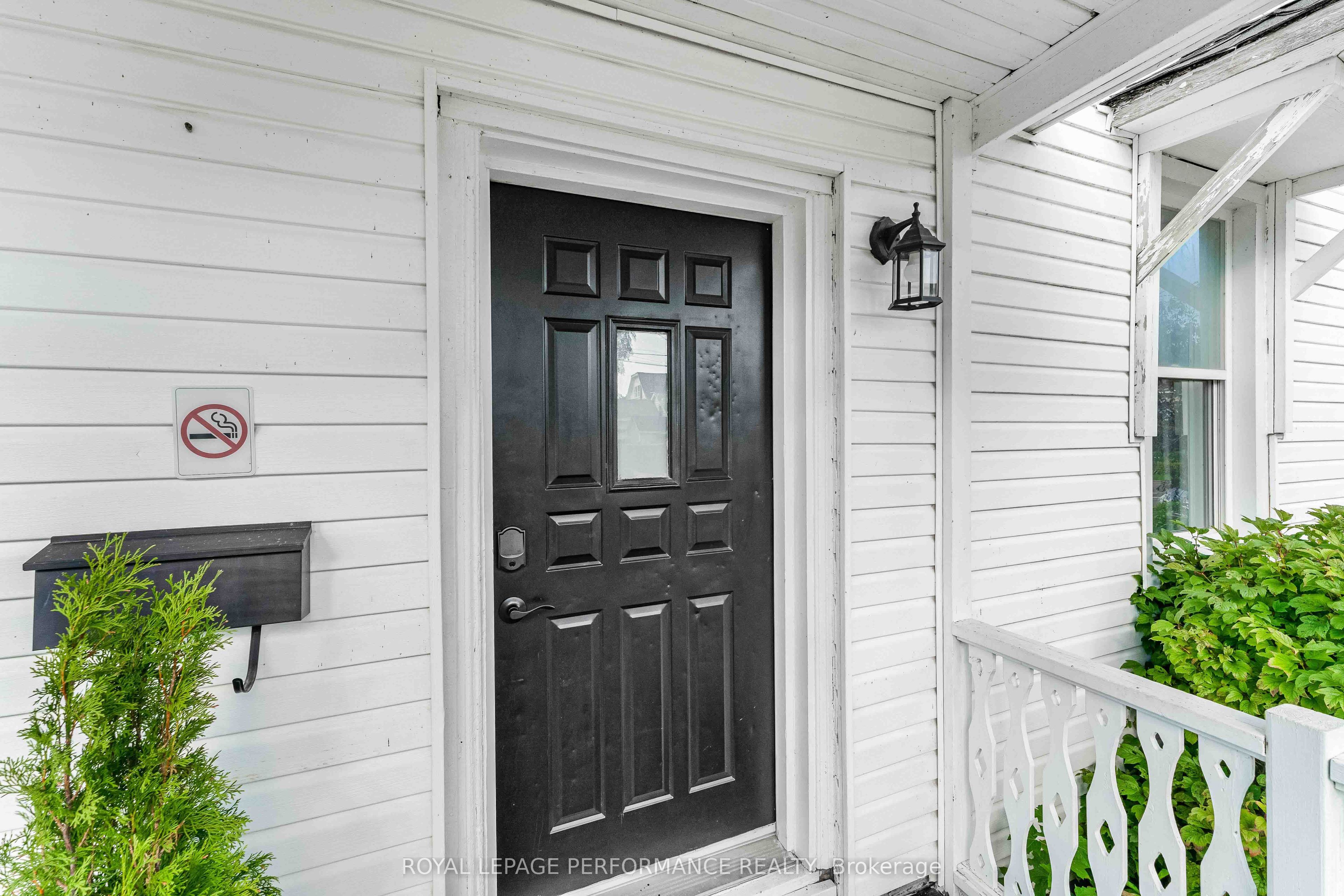 3-5 N Mary Street N Property Photo 2