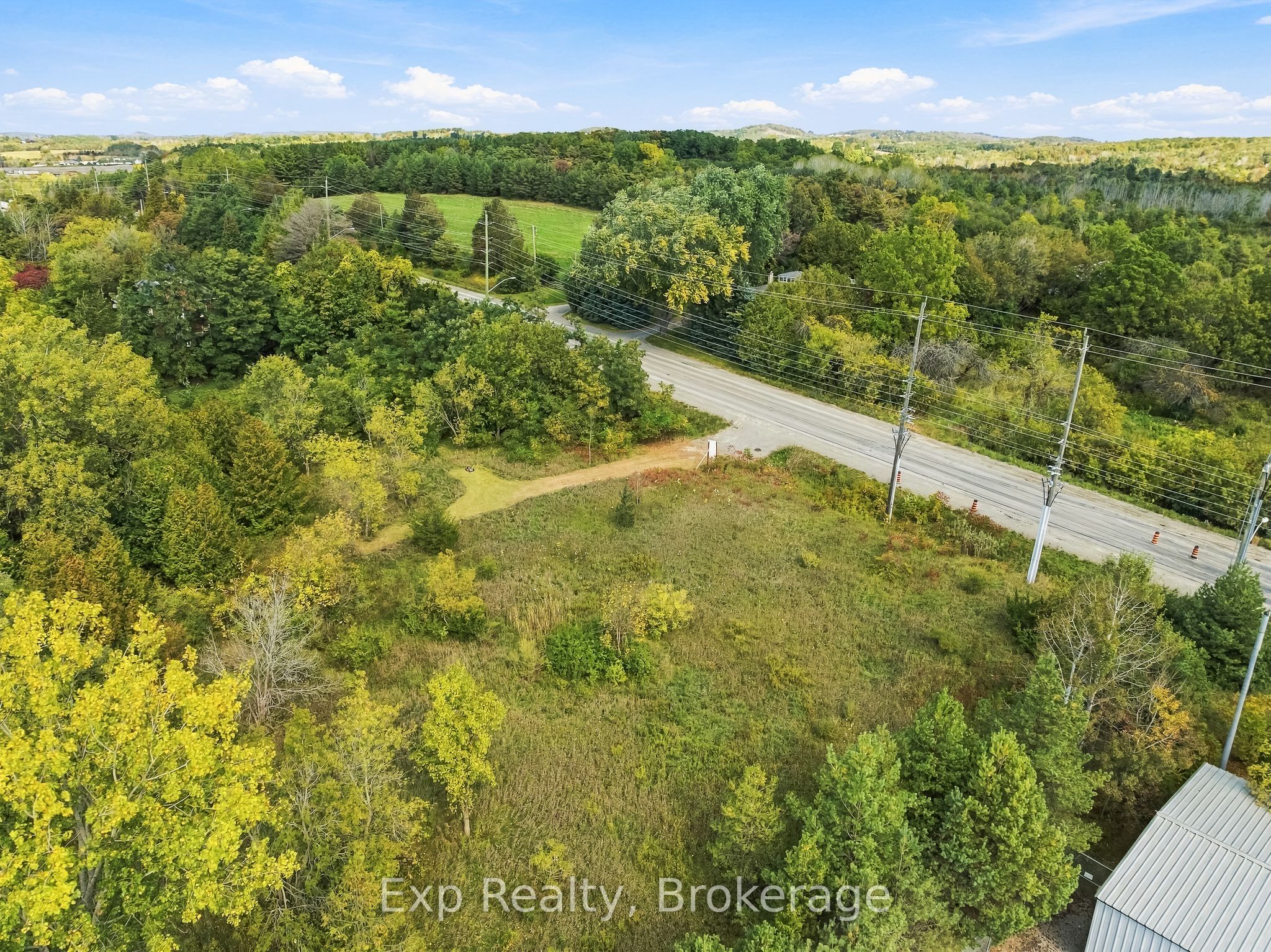 833 Brook Road N Property Photo 8