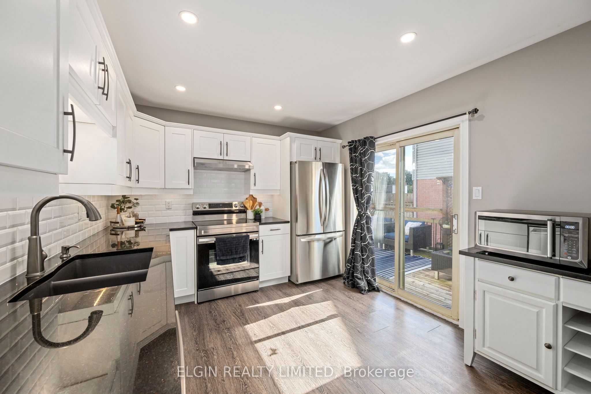 52 Oldewood Crescent Property Photo 10