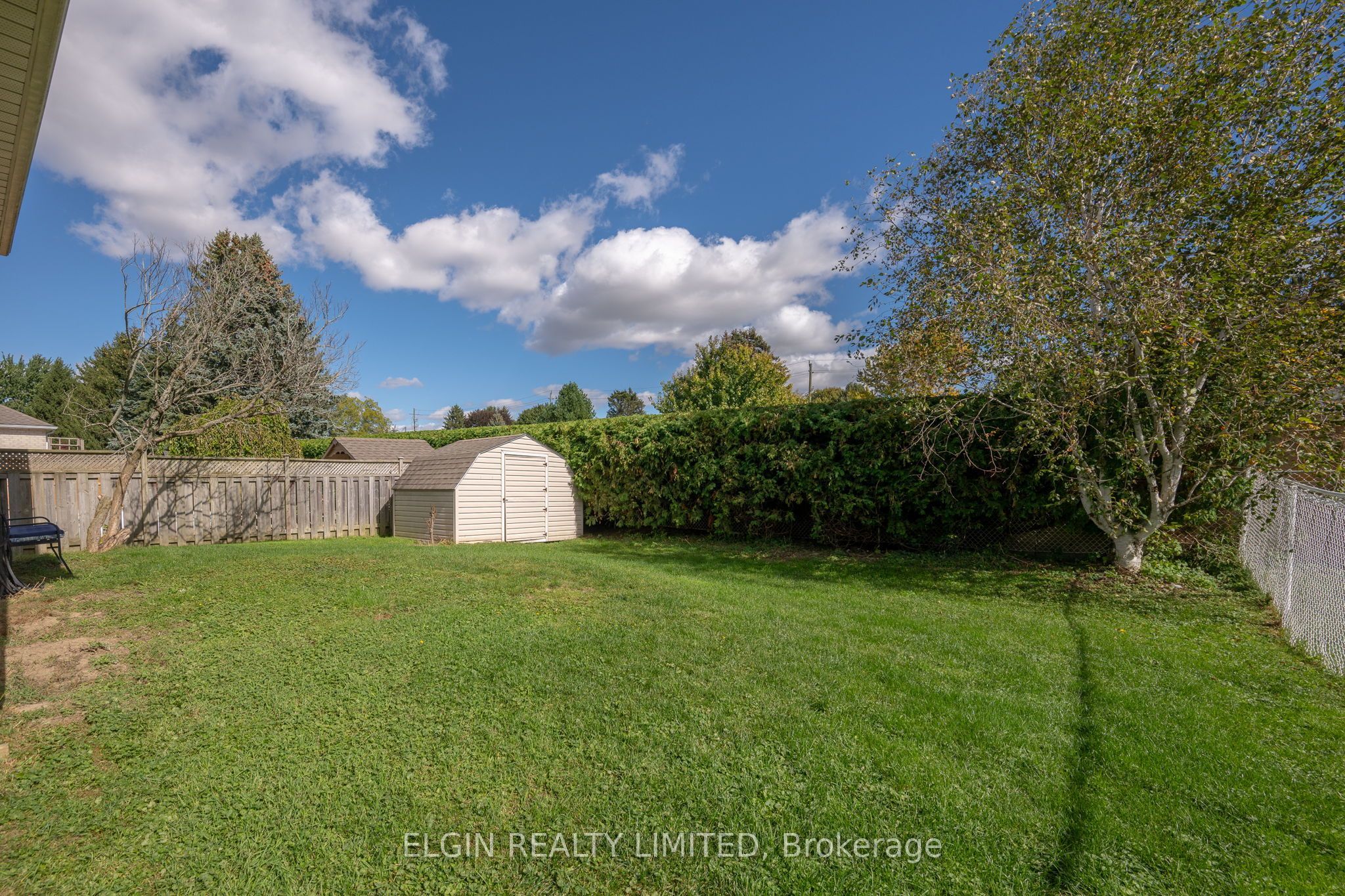 52 Oldewood Crescent Property Photo 27