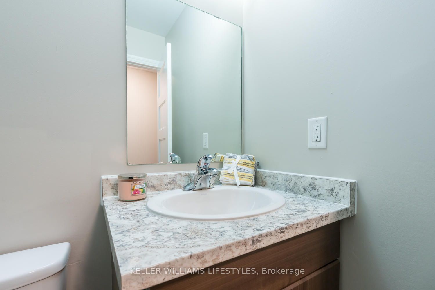 1855 Aldersbrook Road 27 Property Photo 7