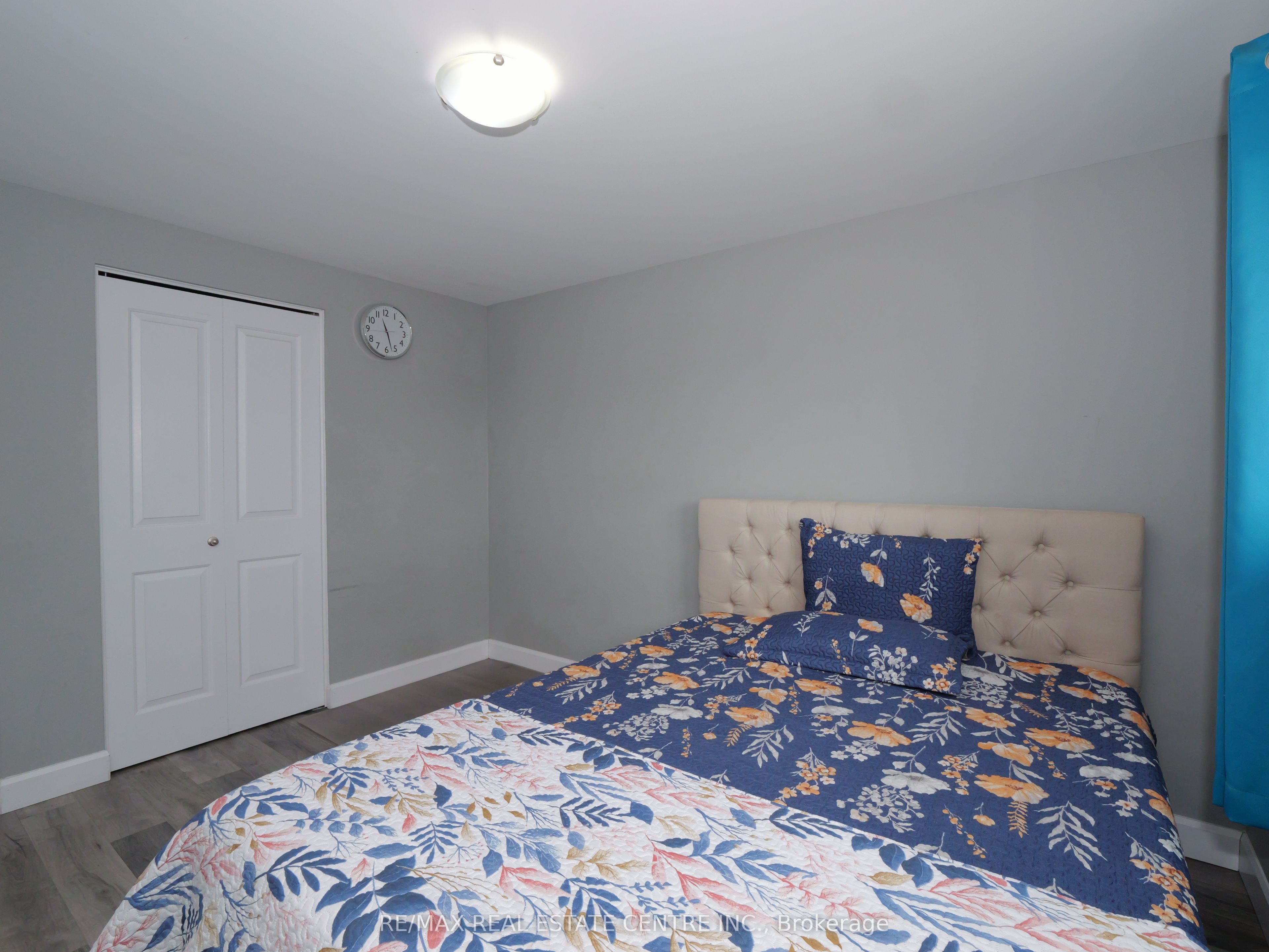 771 Monsarrat Avenue Property Photo 14