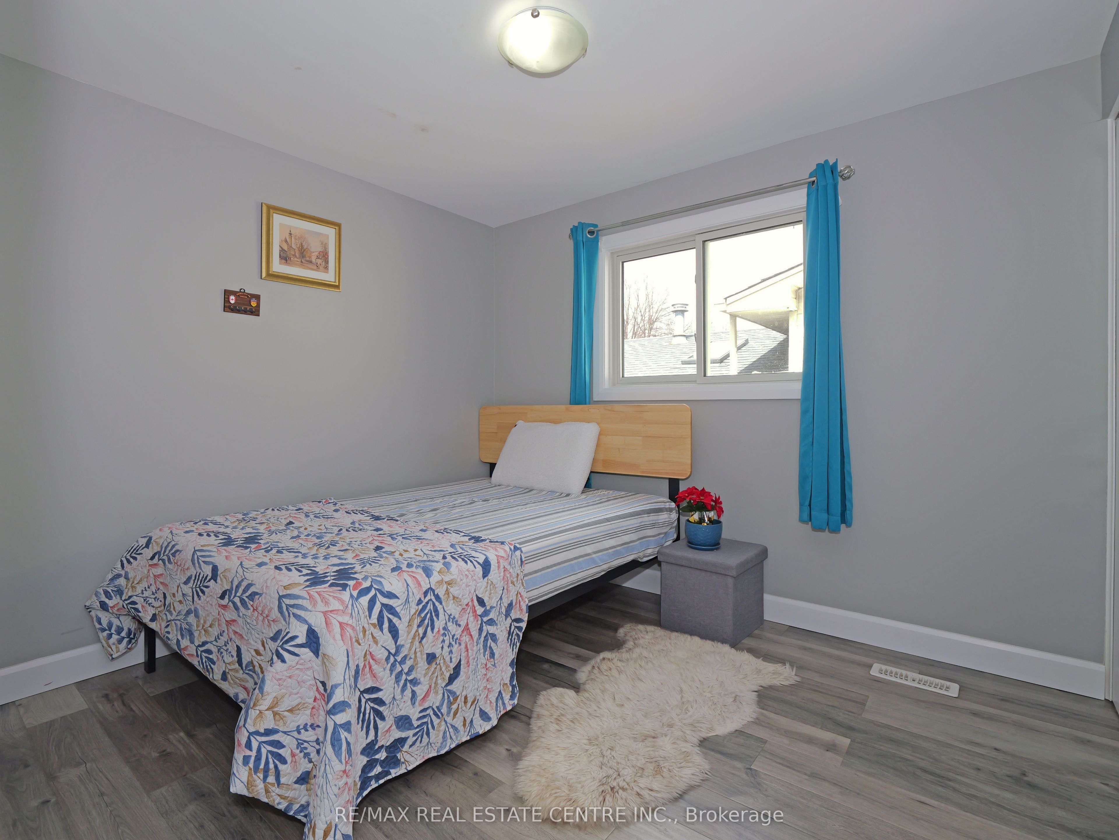 771 Monsarrat Avenue Property Photo 16