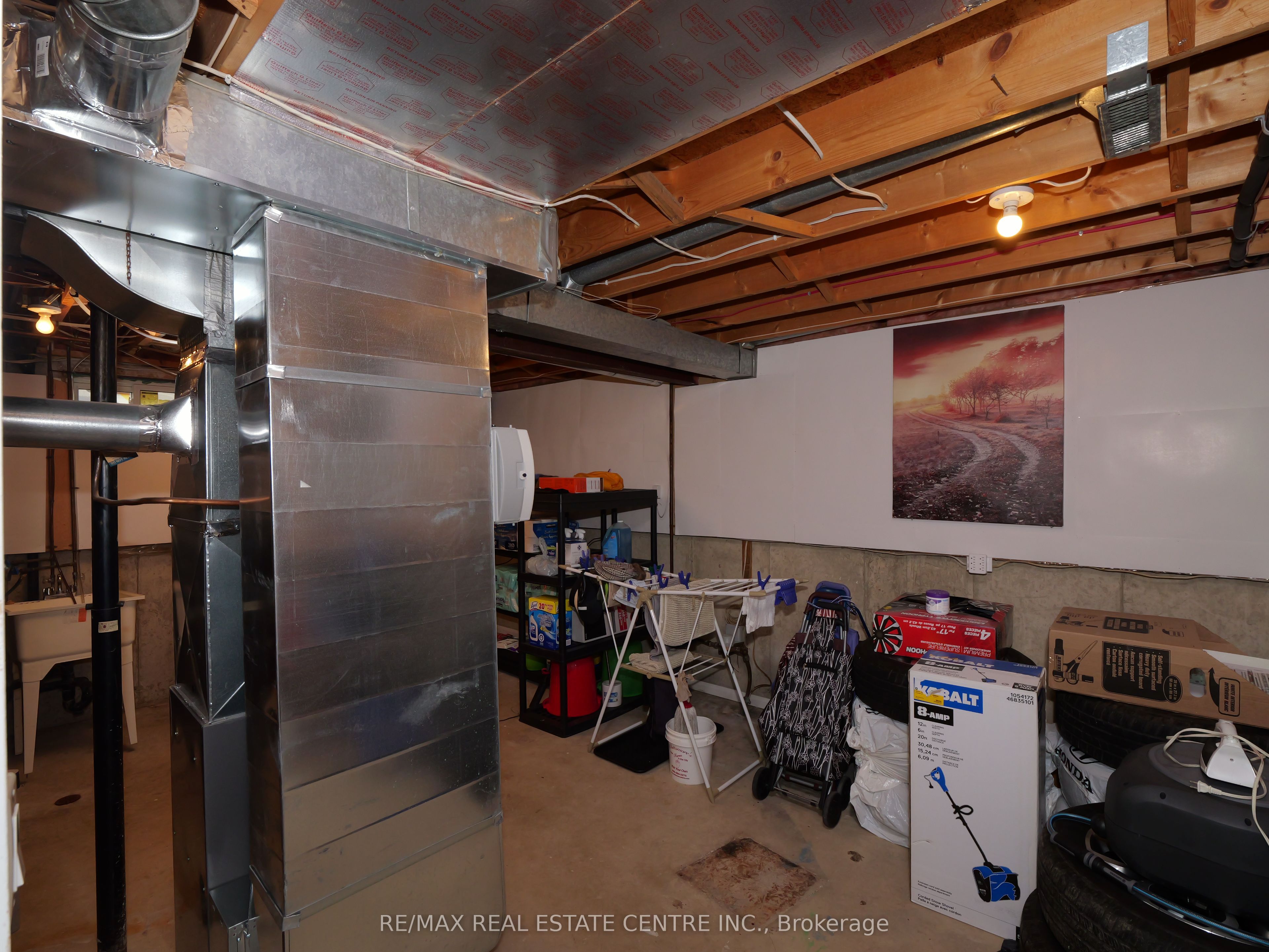 771 Monsarrat Avenue Property Photo 23