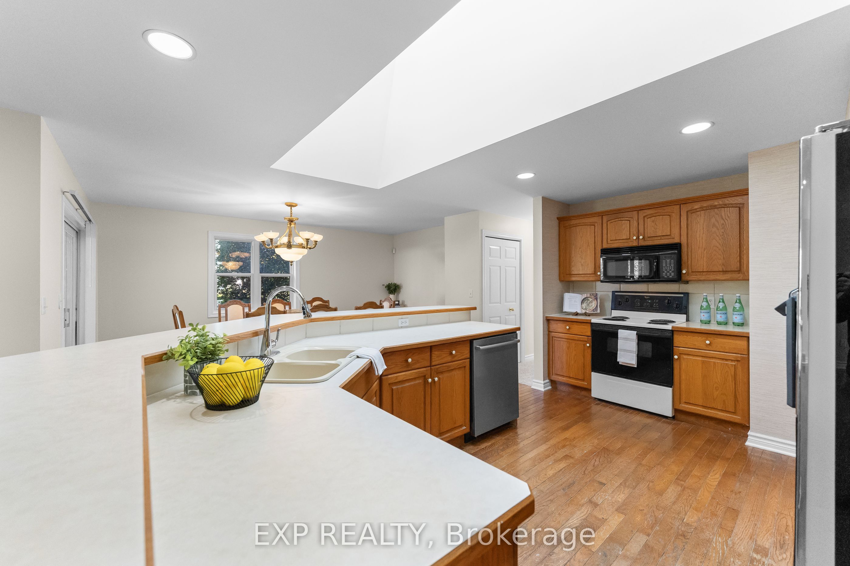 36 Virginia Street Property Photo 17