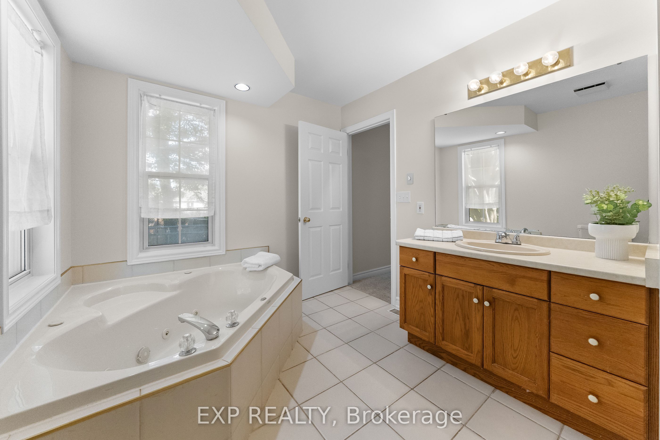 36 Virginia Street Property Photo 24