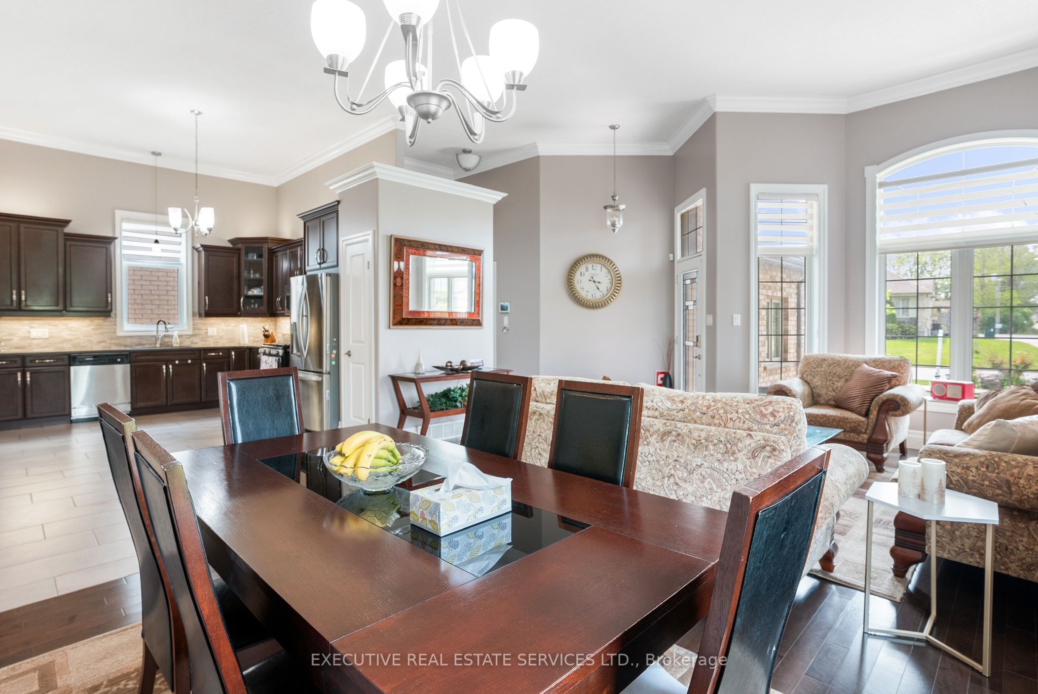 2884 Devon Road Property Photo 15