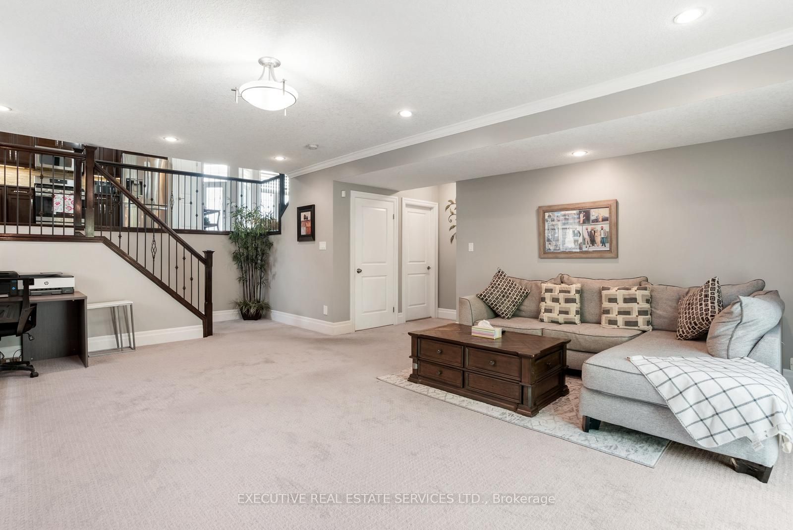 2884 Devon Road Property Photo 33