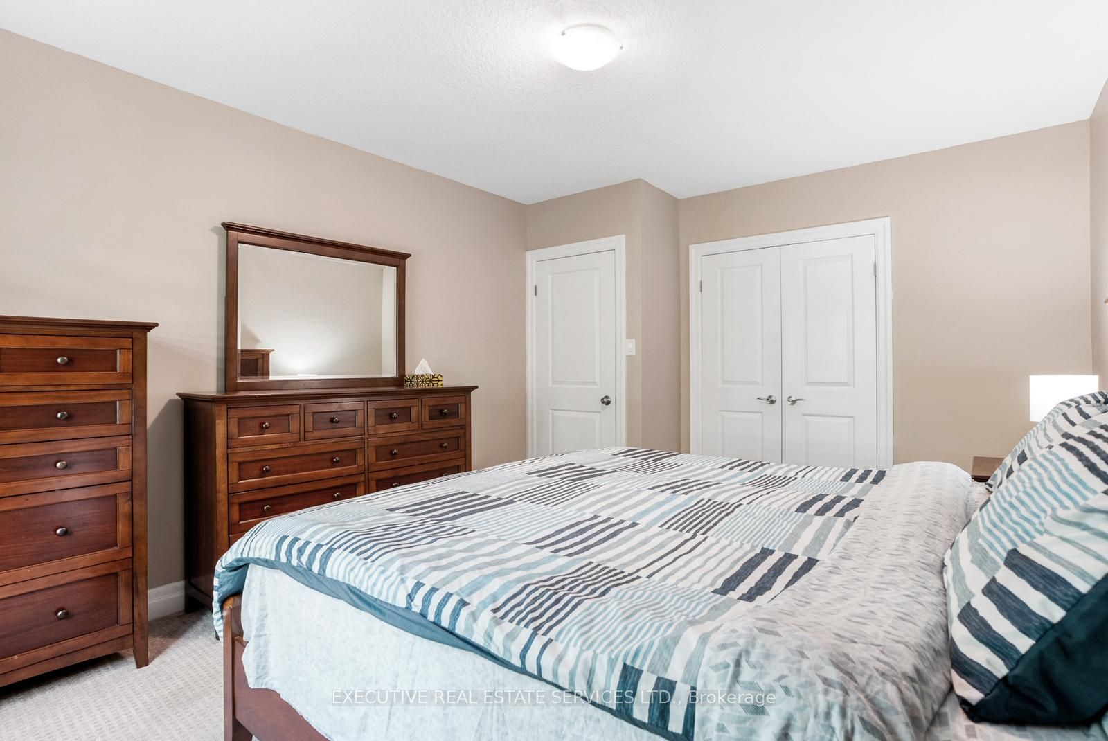 2884 Devon Road Property Photo 36