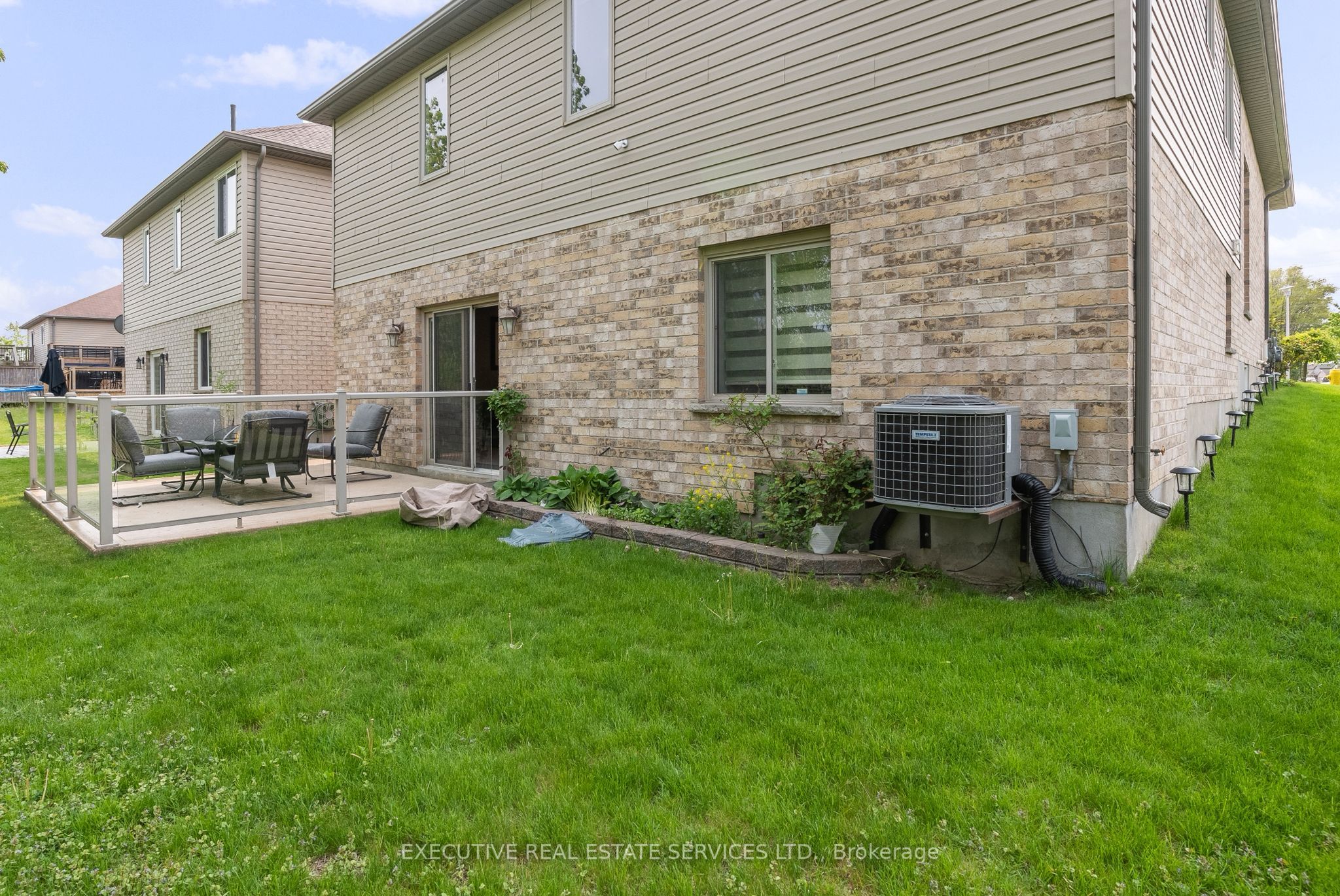 2884 Devon Road Property Photo 46