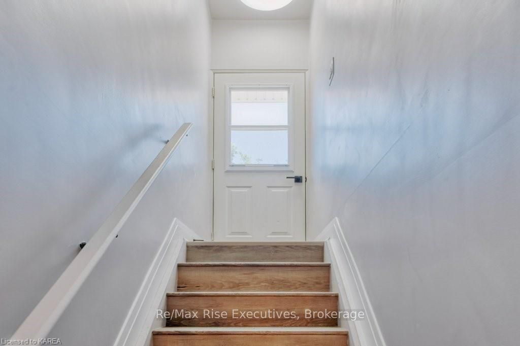 1640 Mary Street Property Photo 16