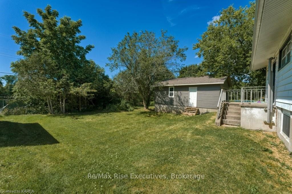 1640 Mary Street Property Photo 33