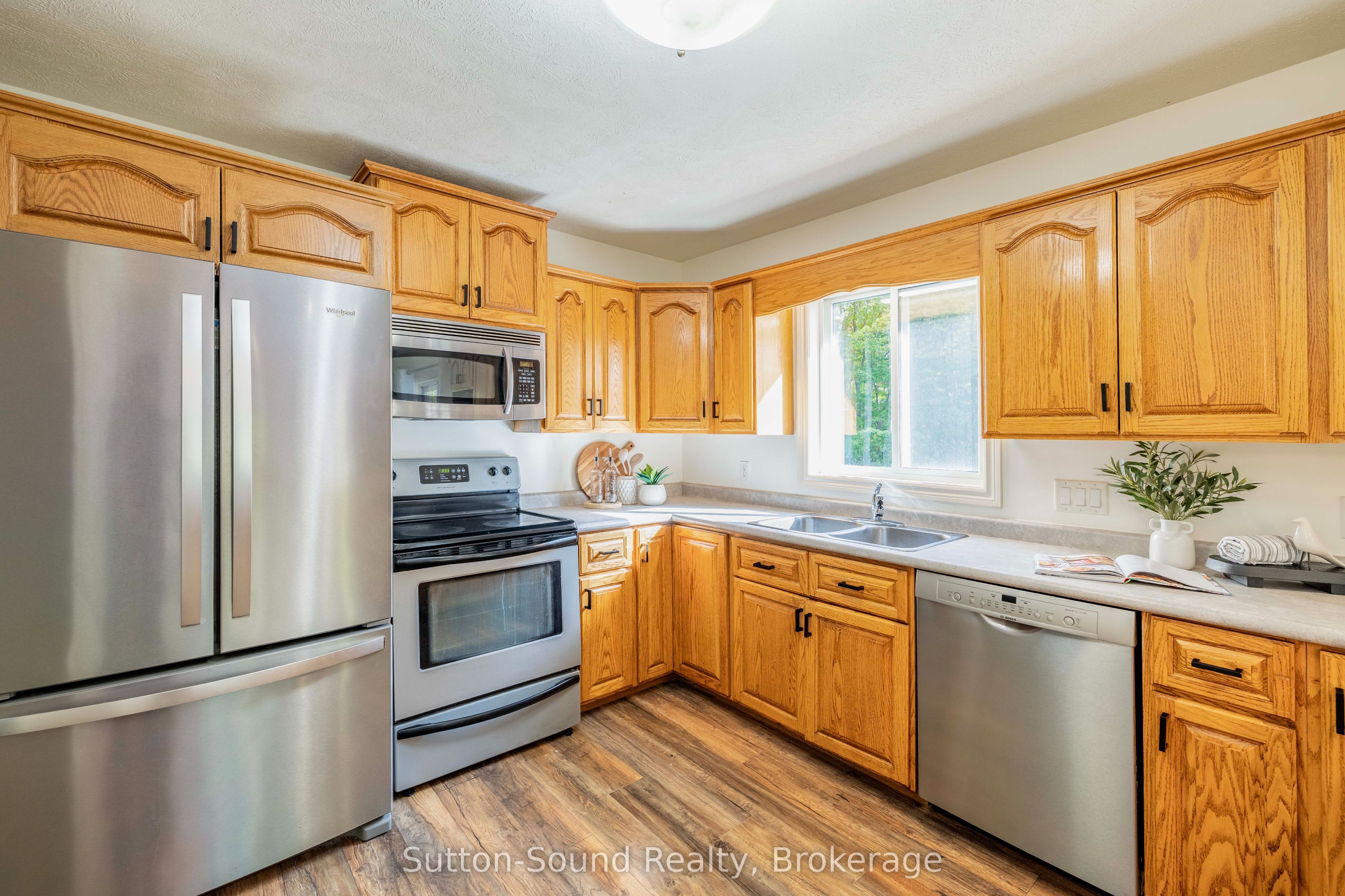 143712 15 Side Road Property Photo 14