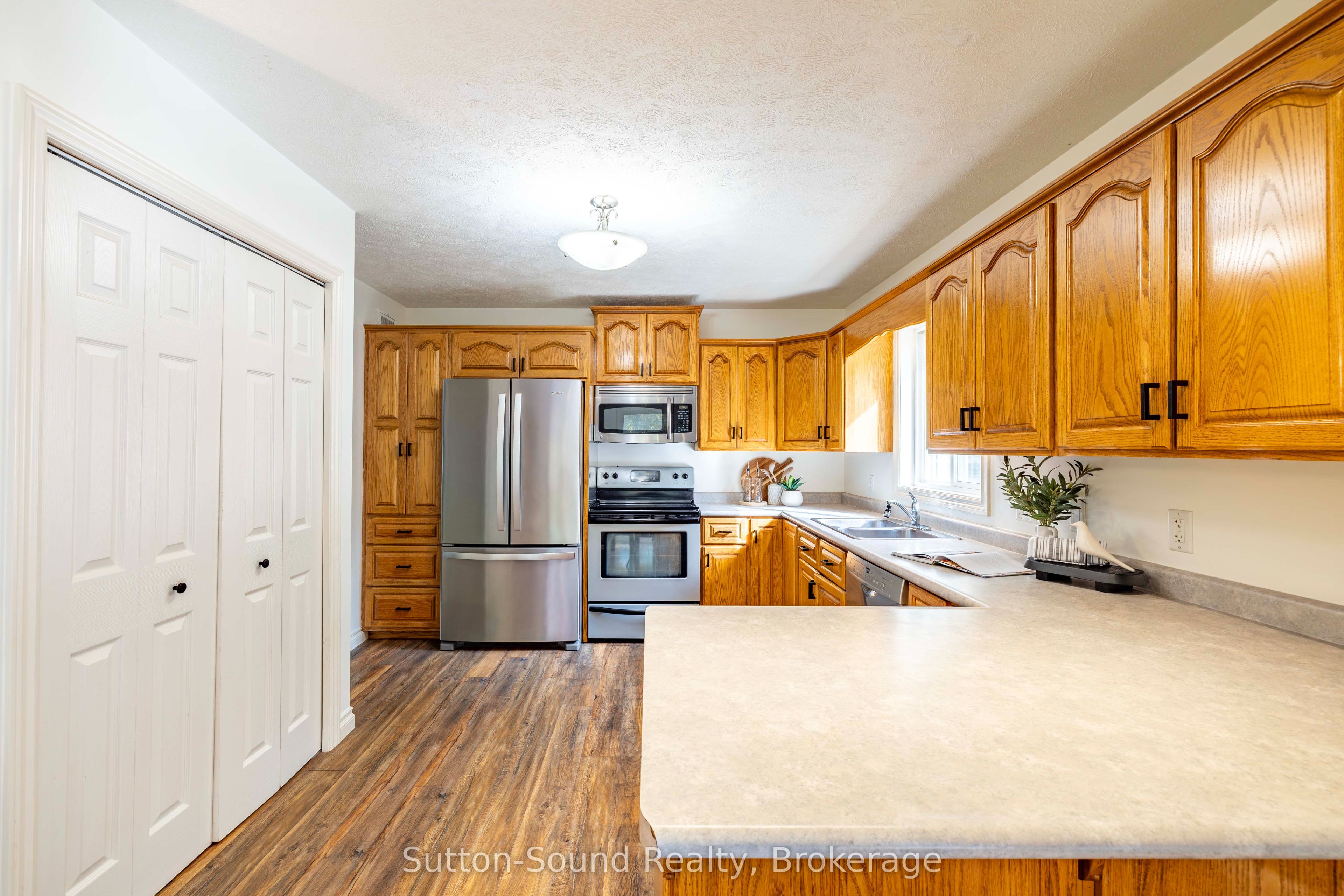 143712 15 Side Road Property Photo 15