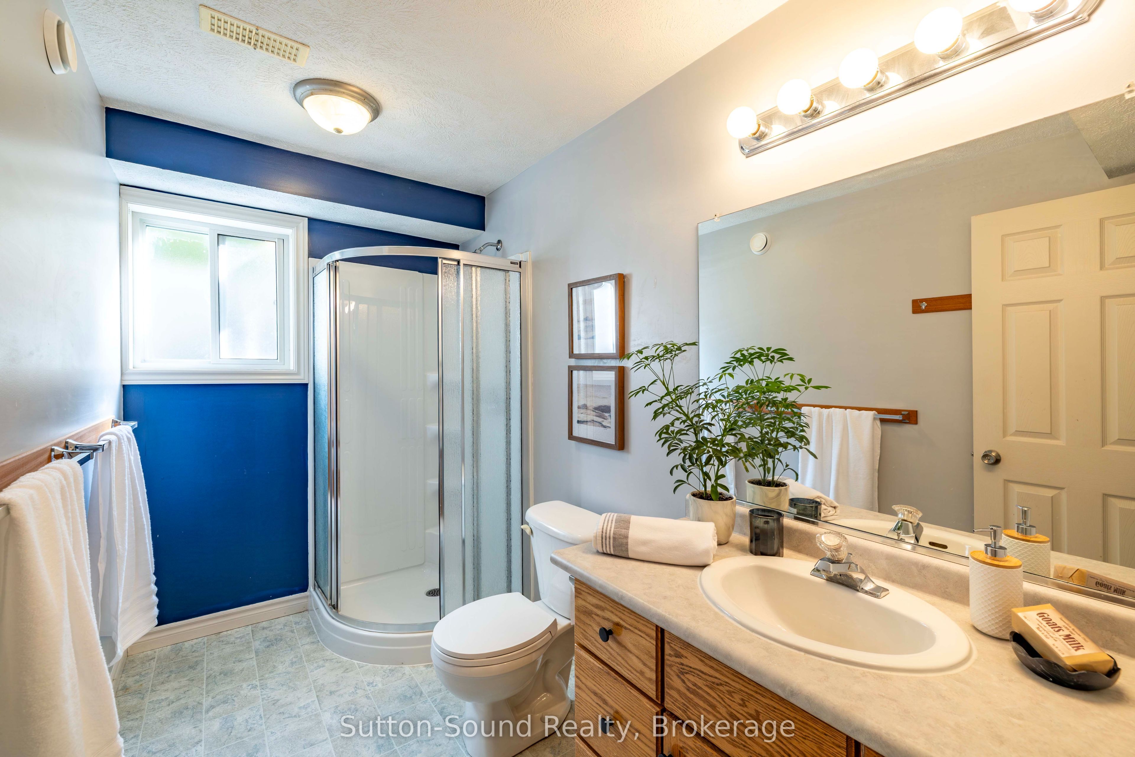 143712 15 Side Road Property Photo 28