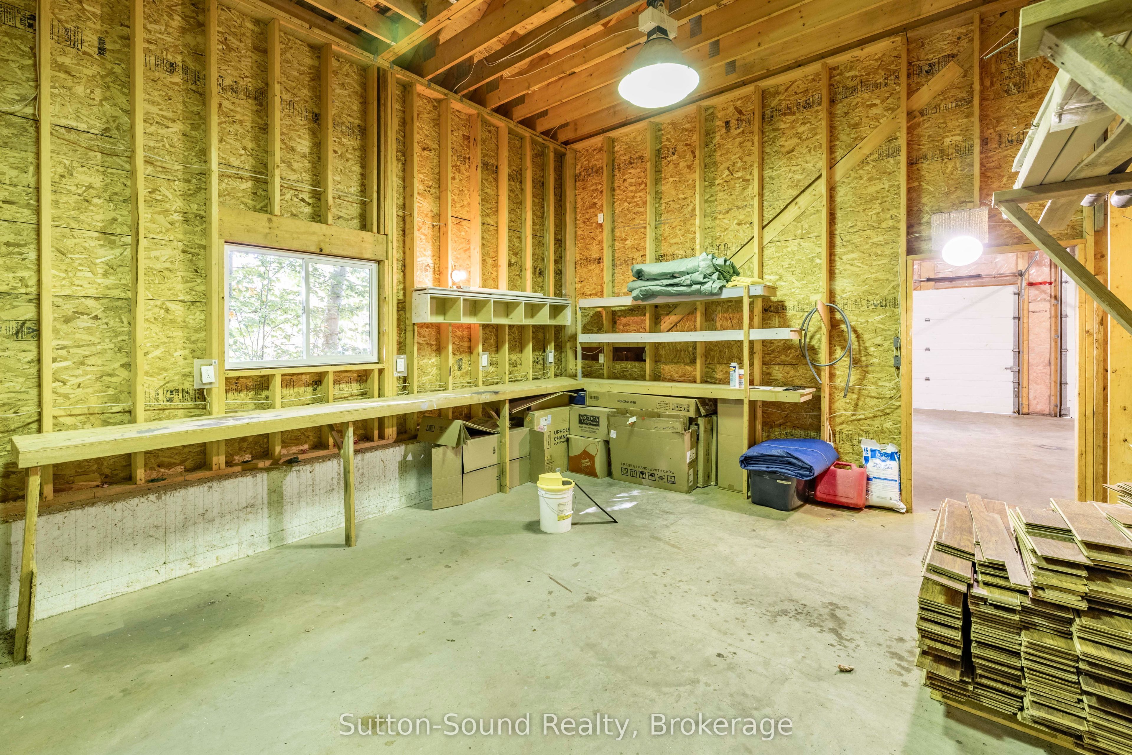 143712 15 Side Road Property Photo 37