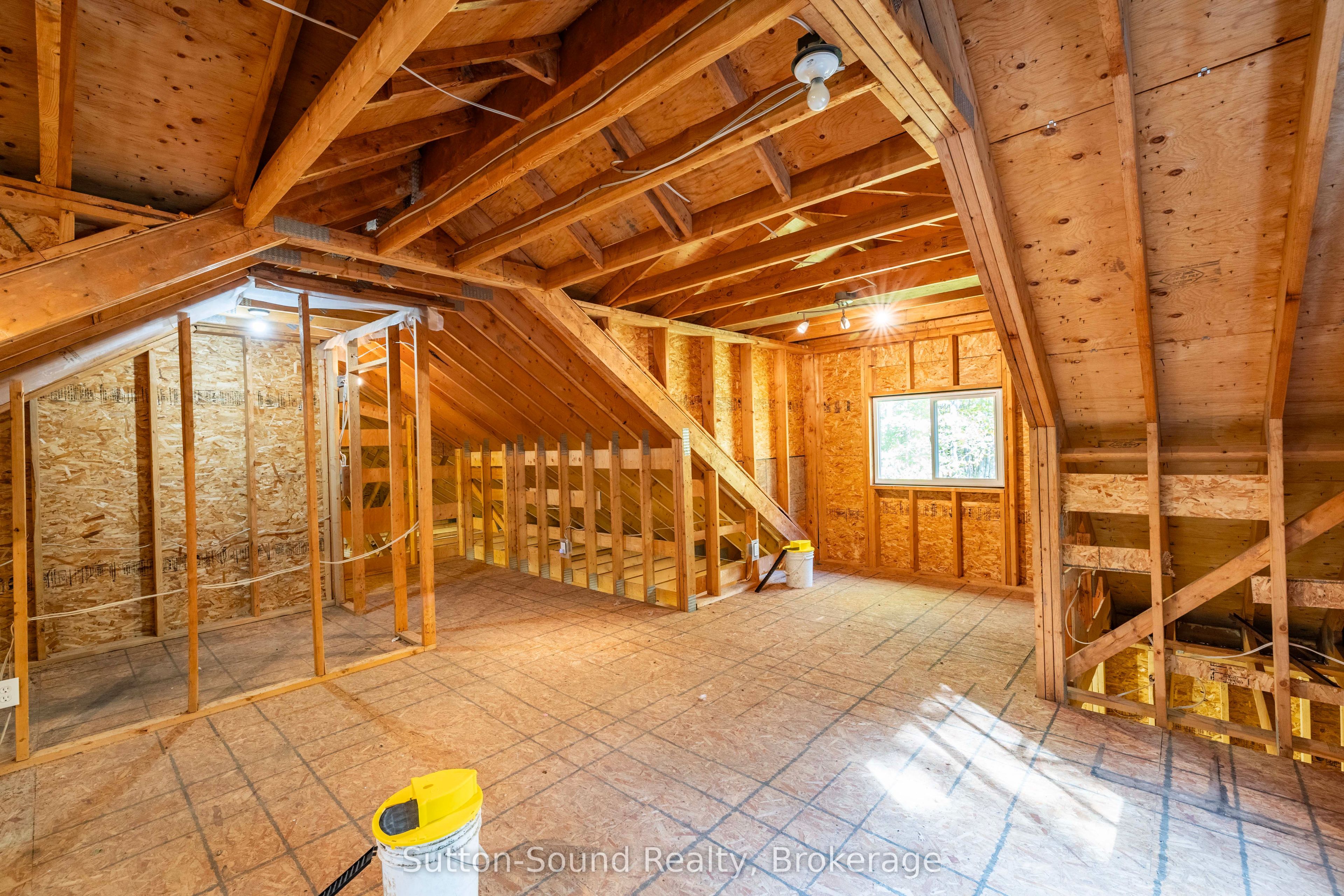 143712 15 Side Road Property Photo 38