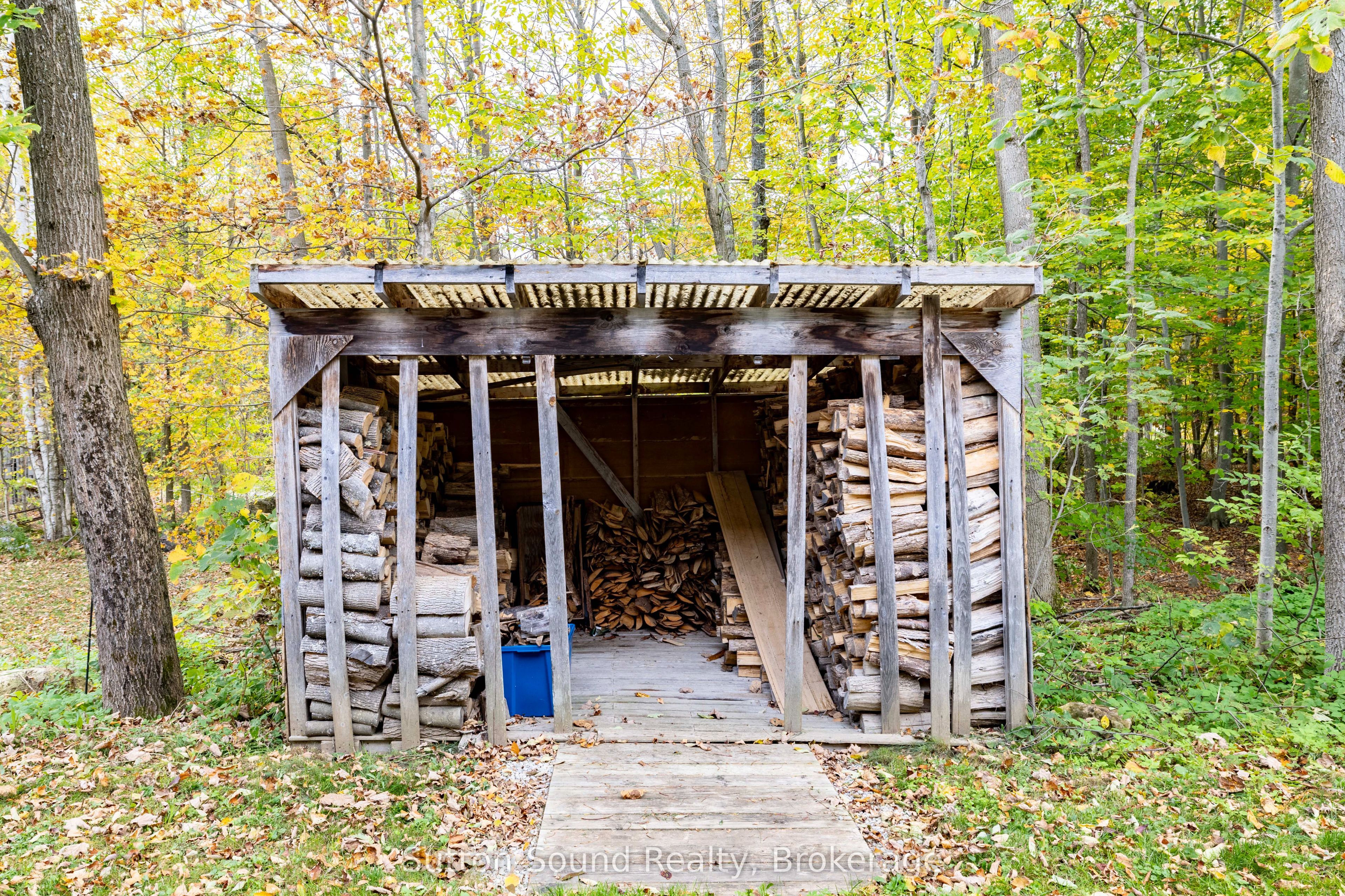 143712 15 Side Road Property Photo 41
