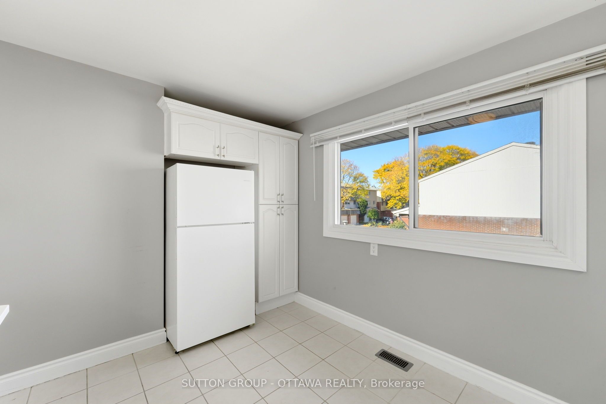 2415 Southvale Crescent 71 Property Photo 23