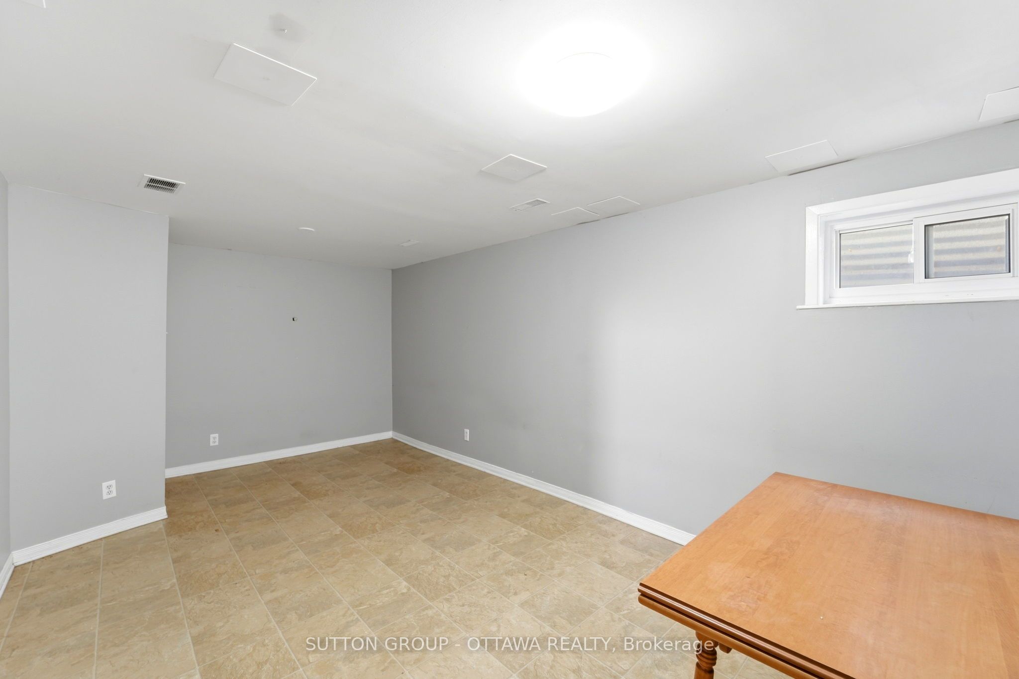 2415 Southvale Crescent 71 Property Photo 40