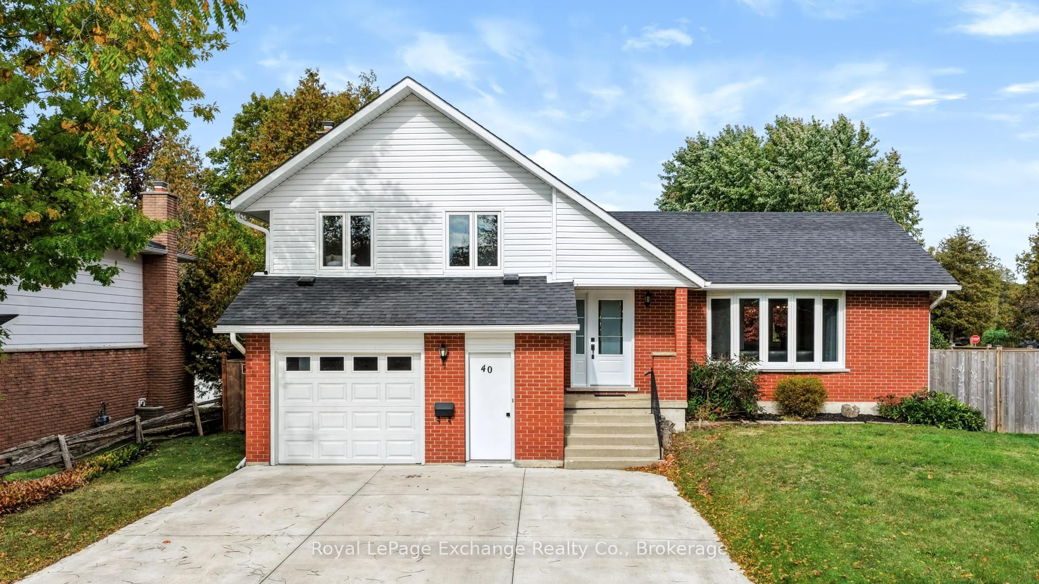 40 Golf Links Road Property Photo 1
