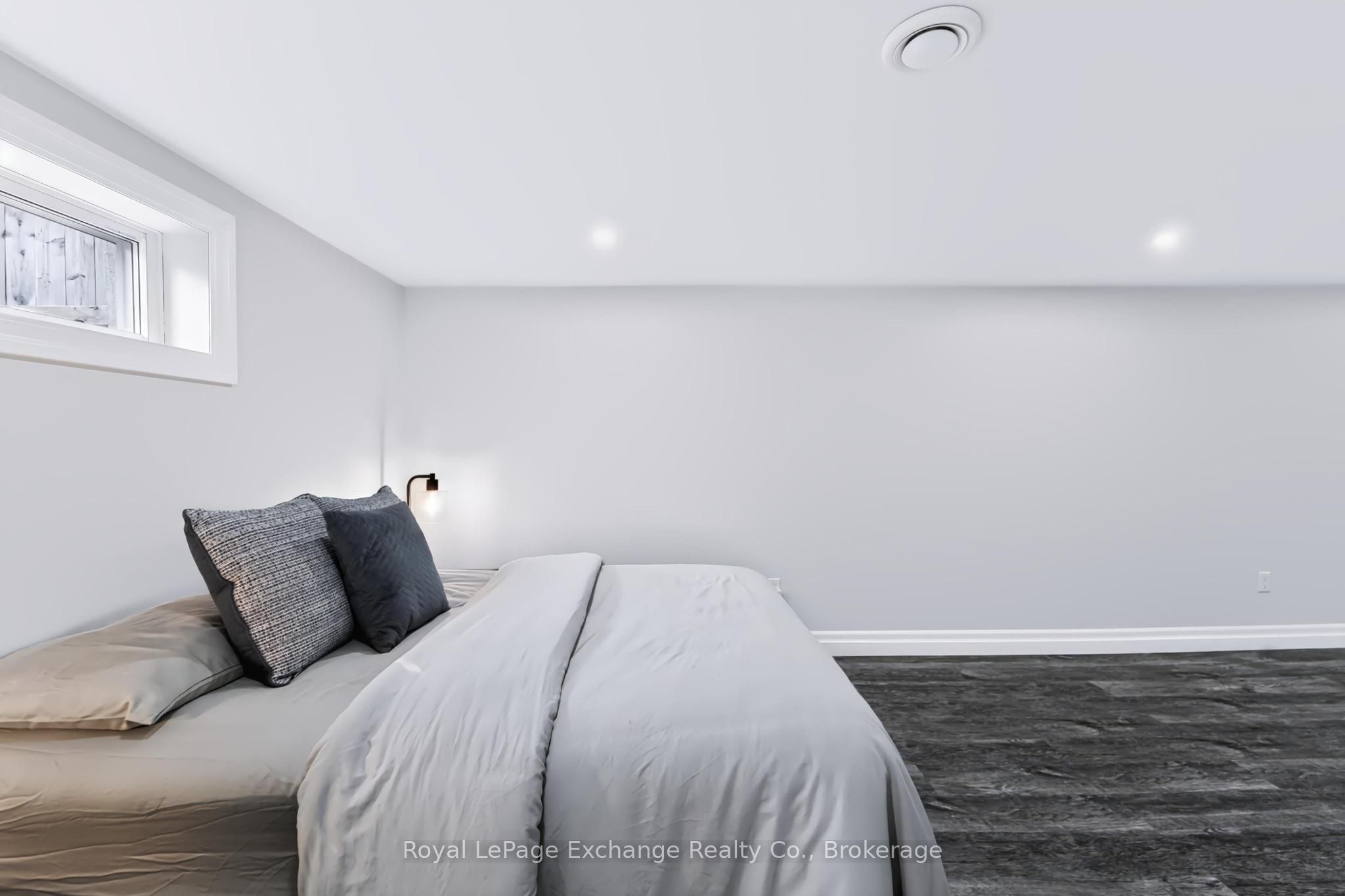 40 Golf Links Road Property Photo 32