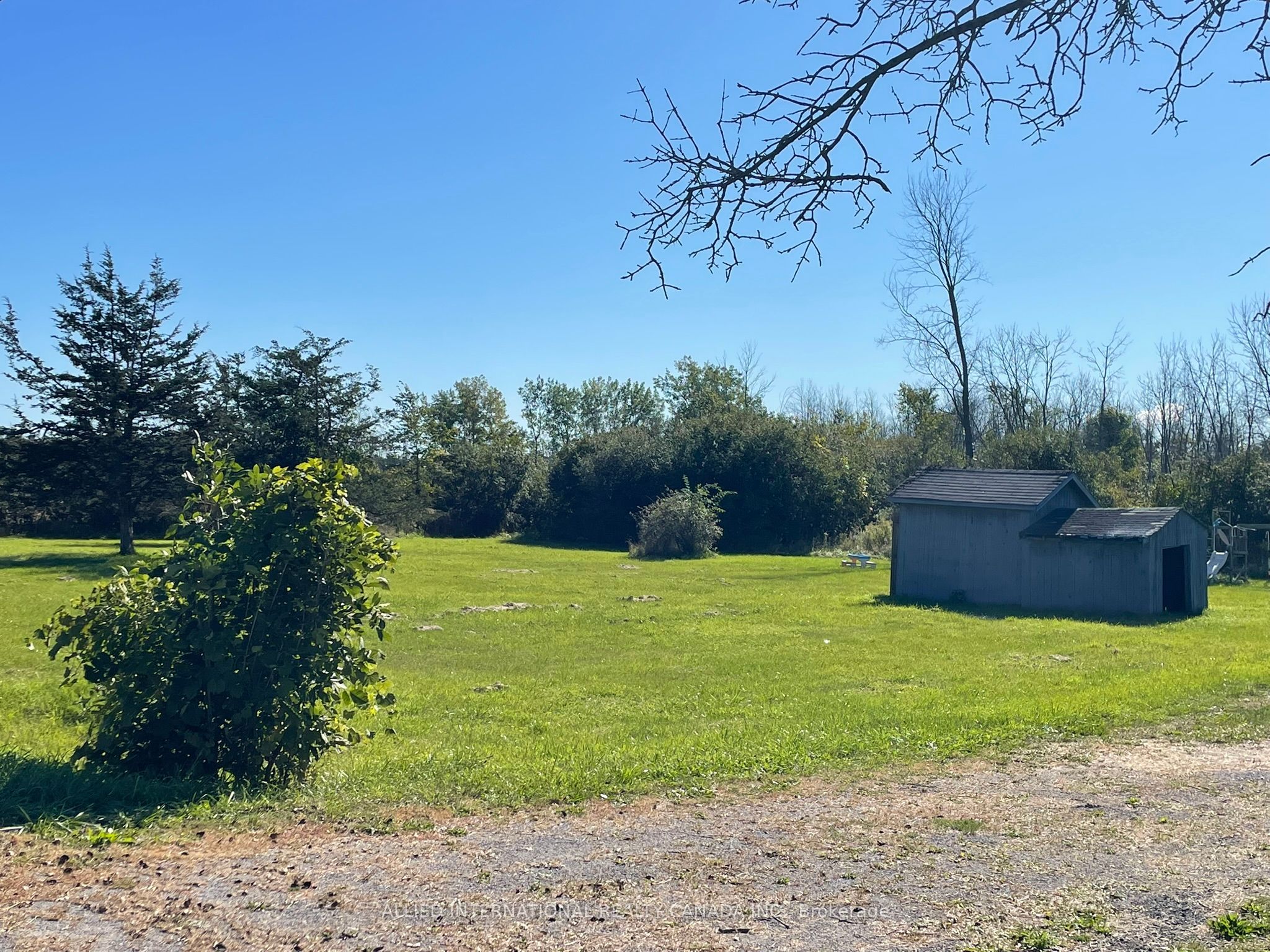 537 Burr Road Property Photo 10