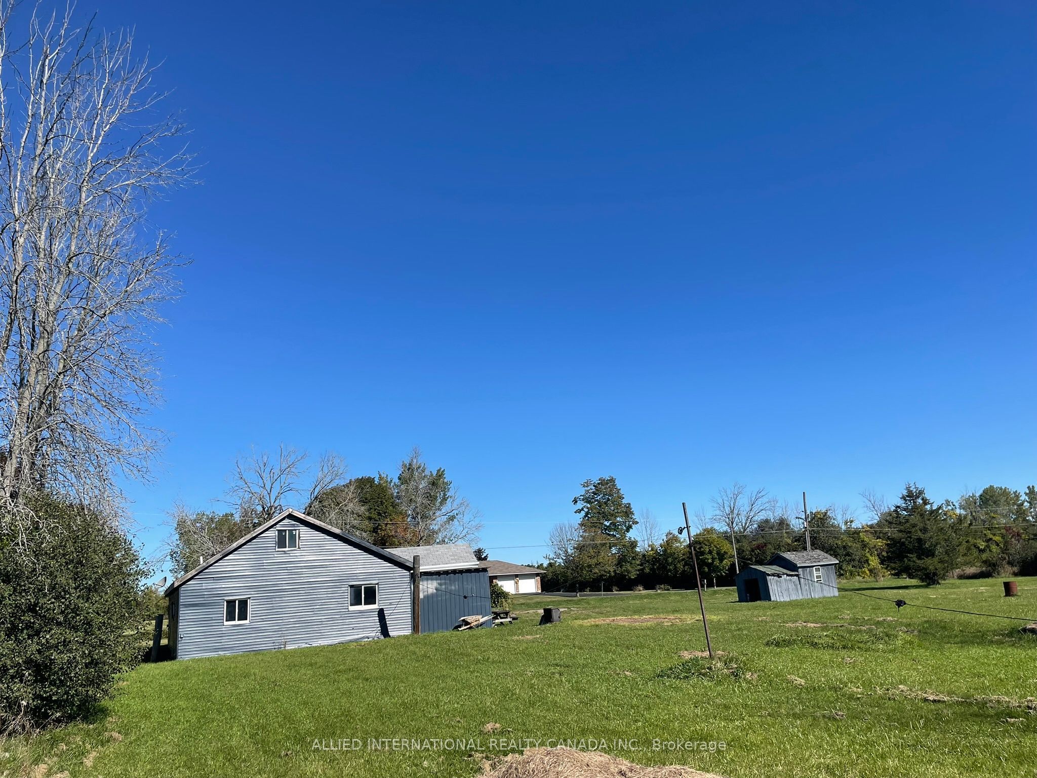 537 Burr Road Property Photo 14