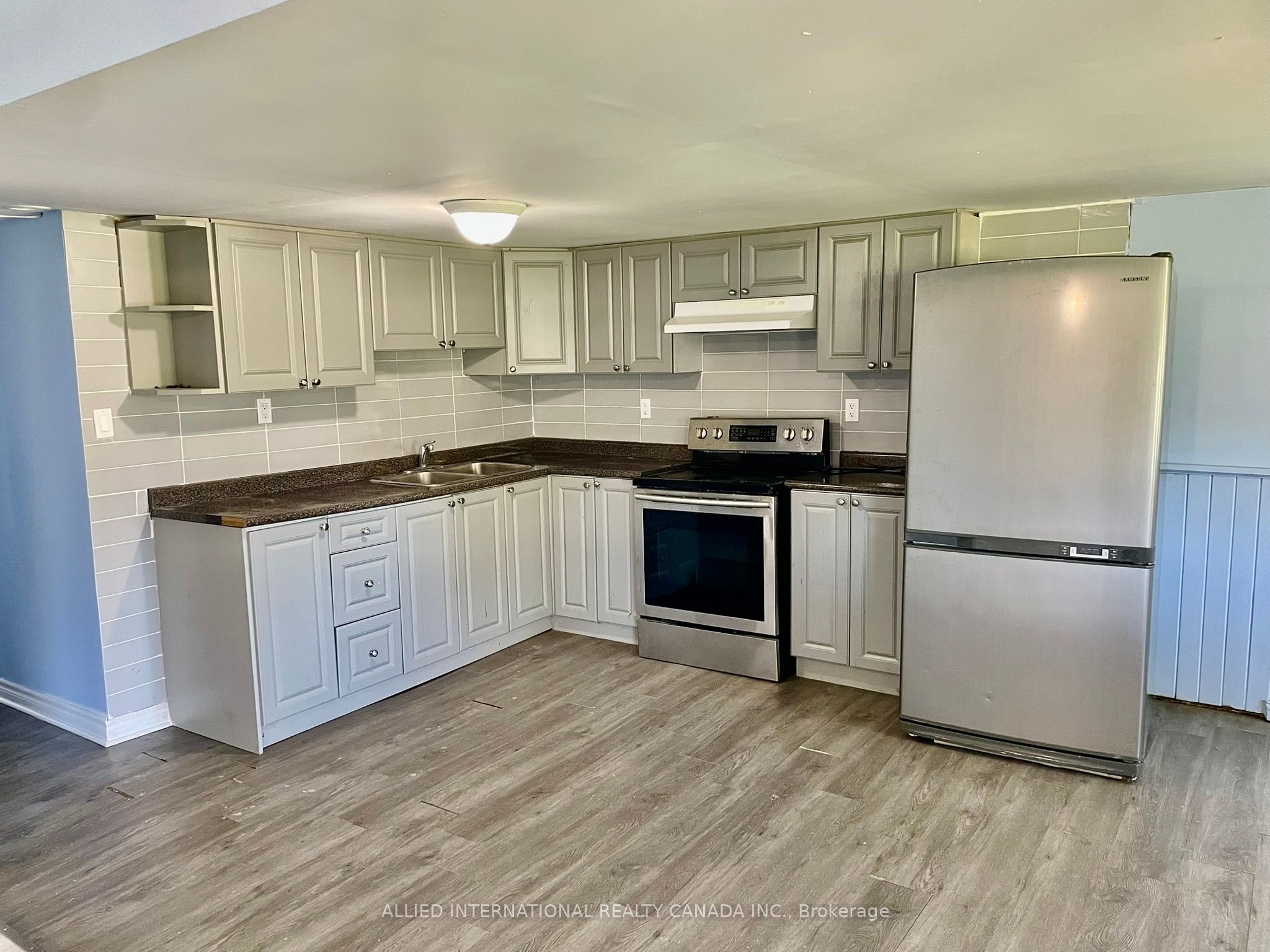 537 Burr Road Property Photo 22