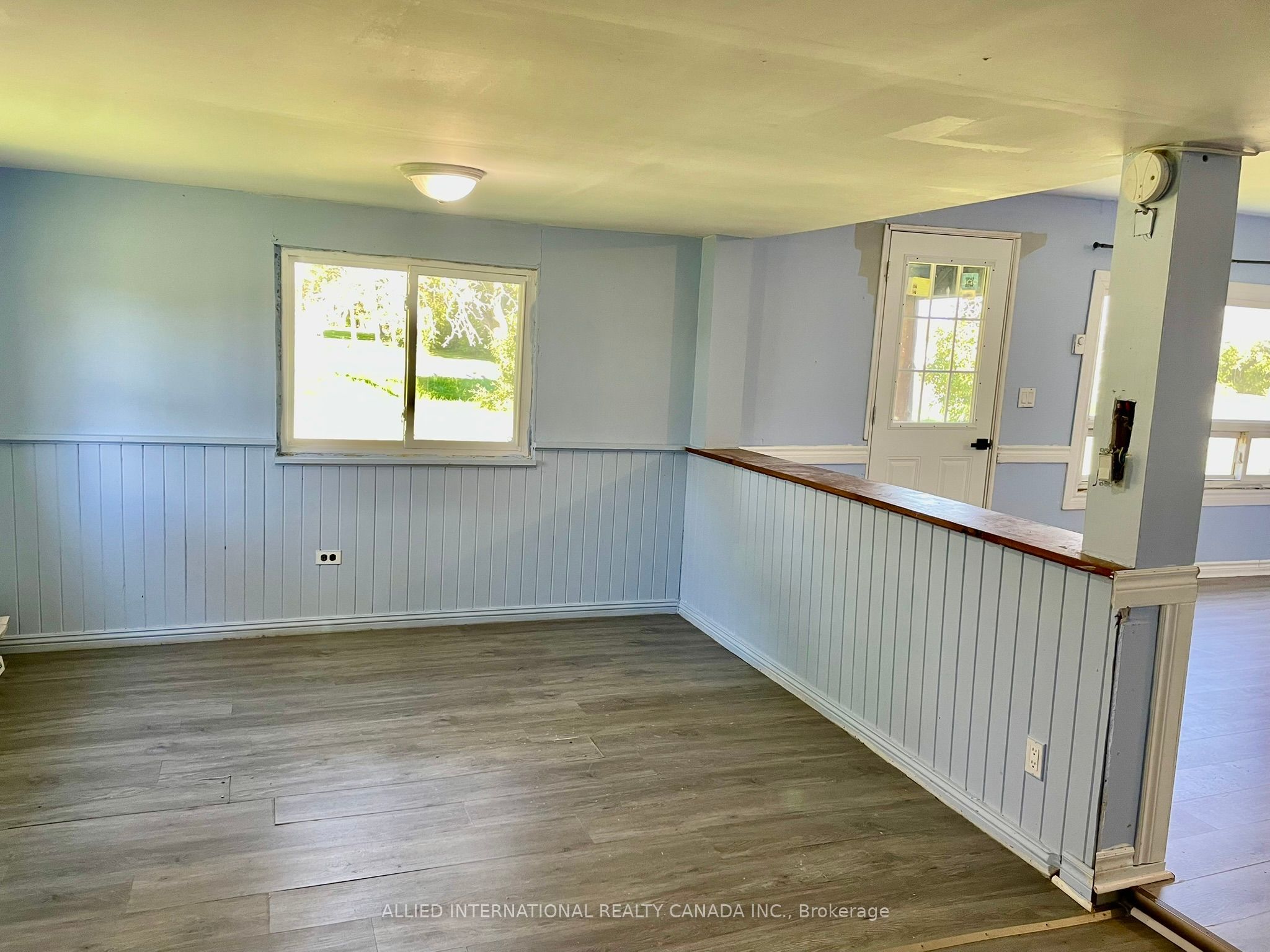 537 Burr Road Property Photo 23