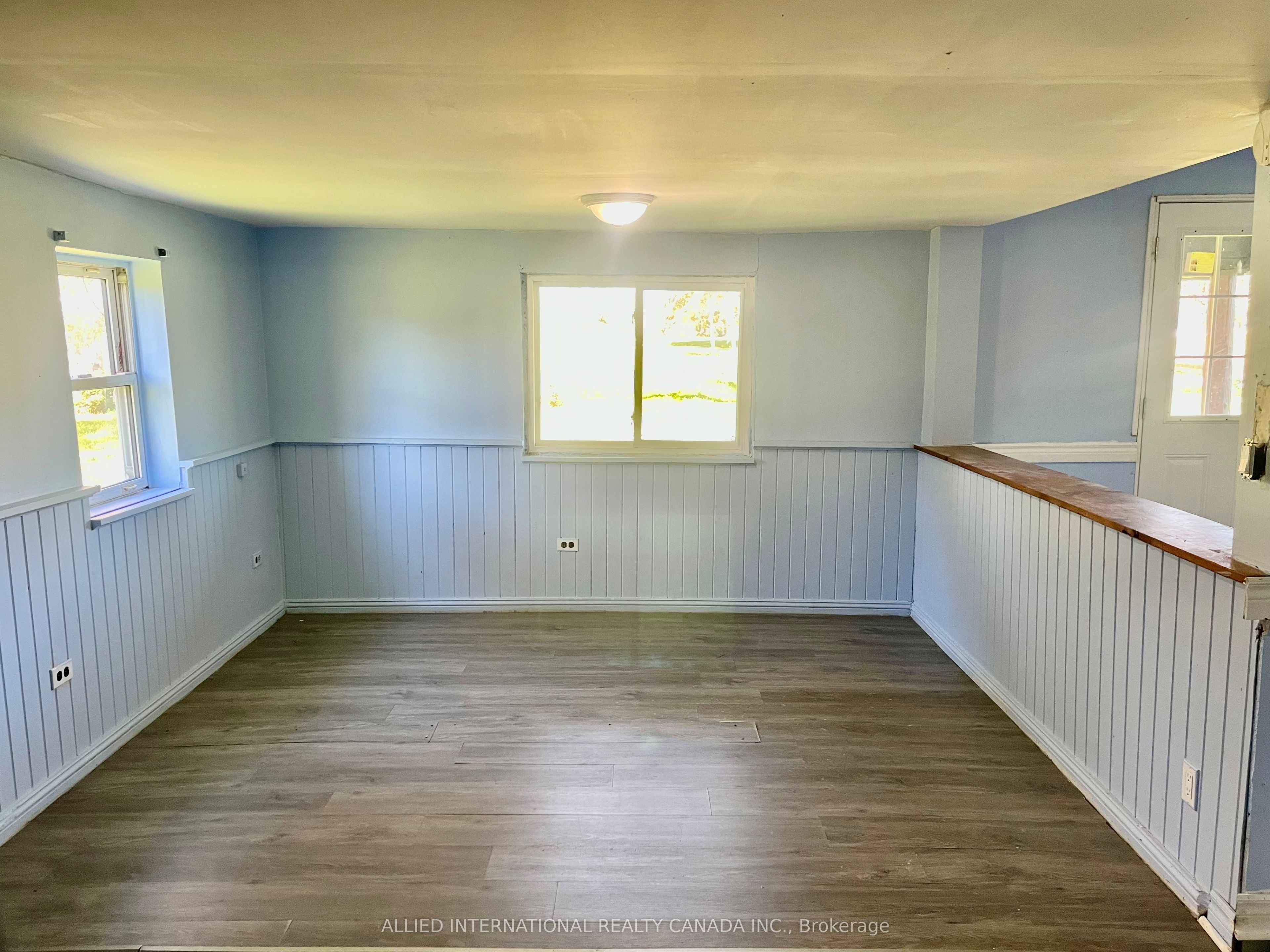537 Burr Road Property Photo 24