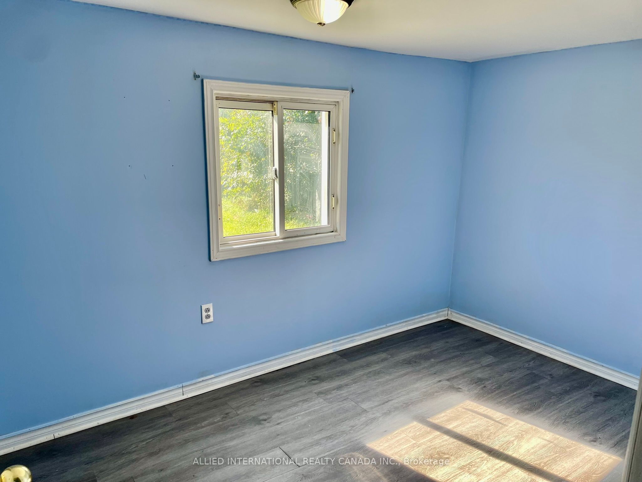 537 Burr Road Property Photo 27