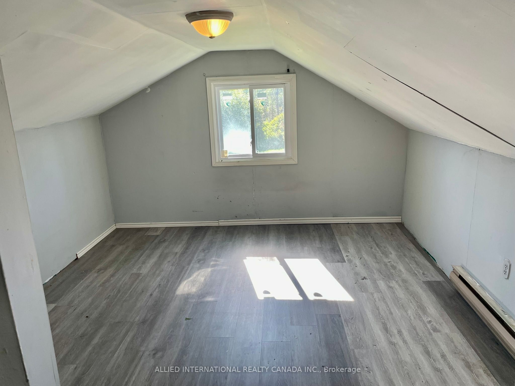 537 Burr Road Property Photo 30